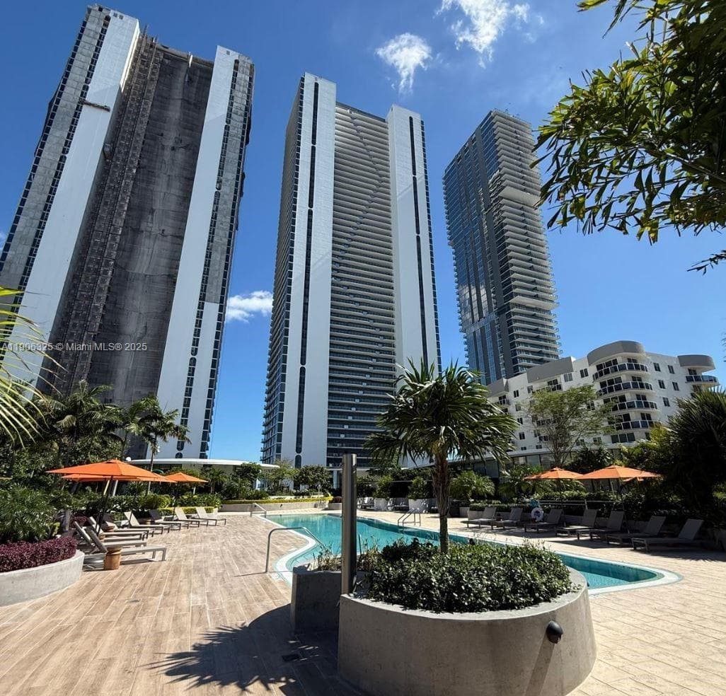 700 NE 24 # 203, Miami FL 33137 — 2