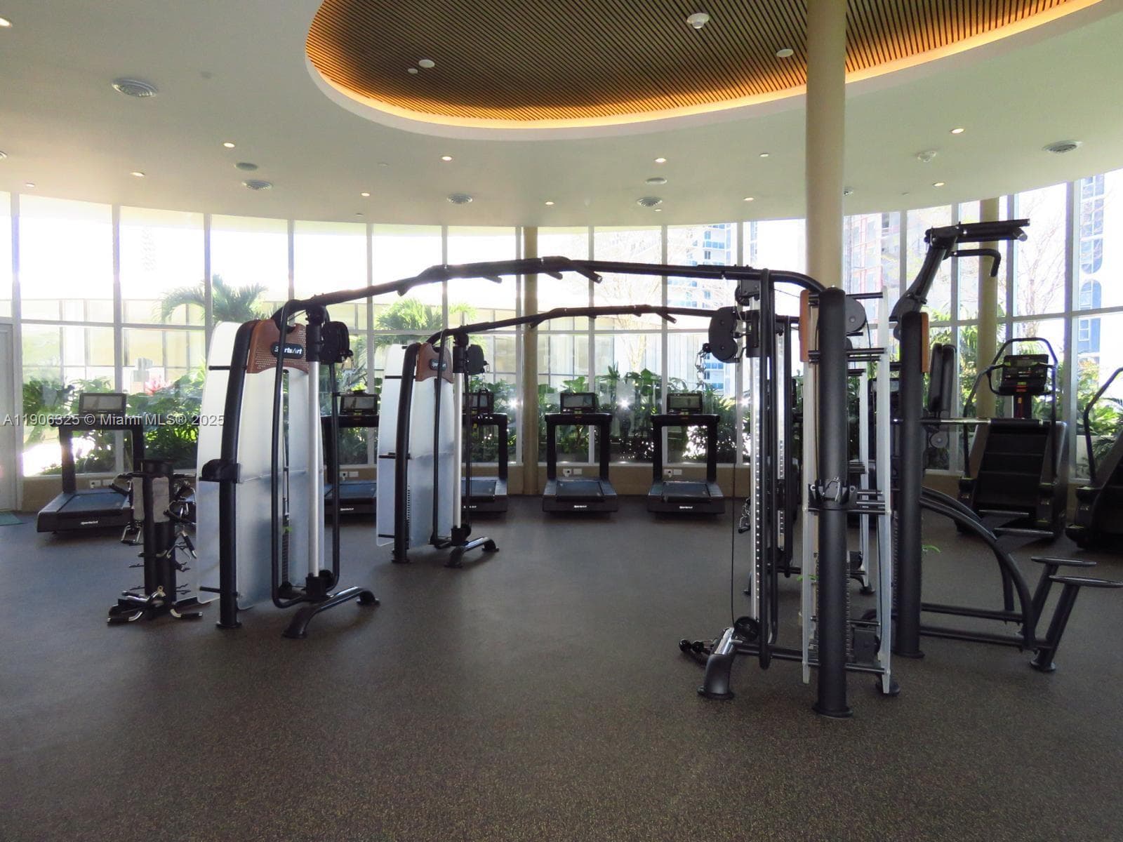 700 NE 24 # 203, Miami FL 33137 — 6