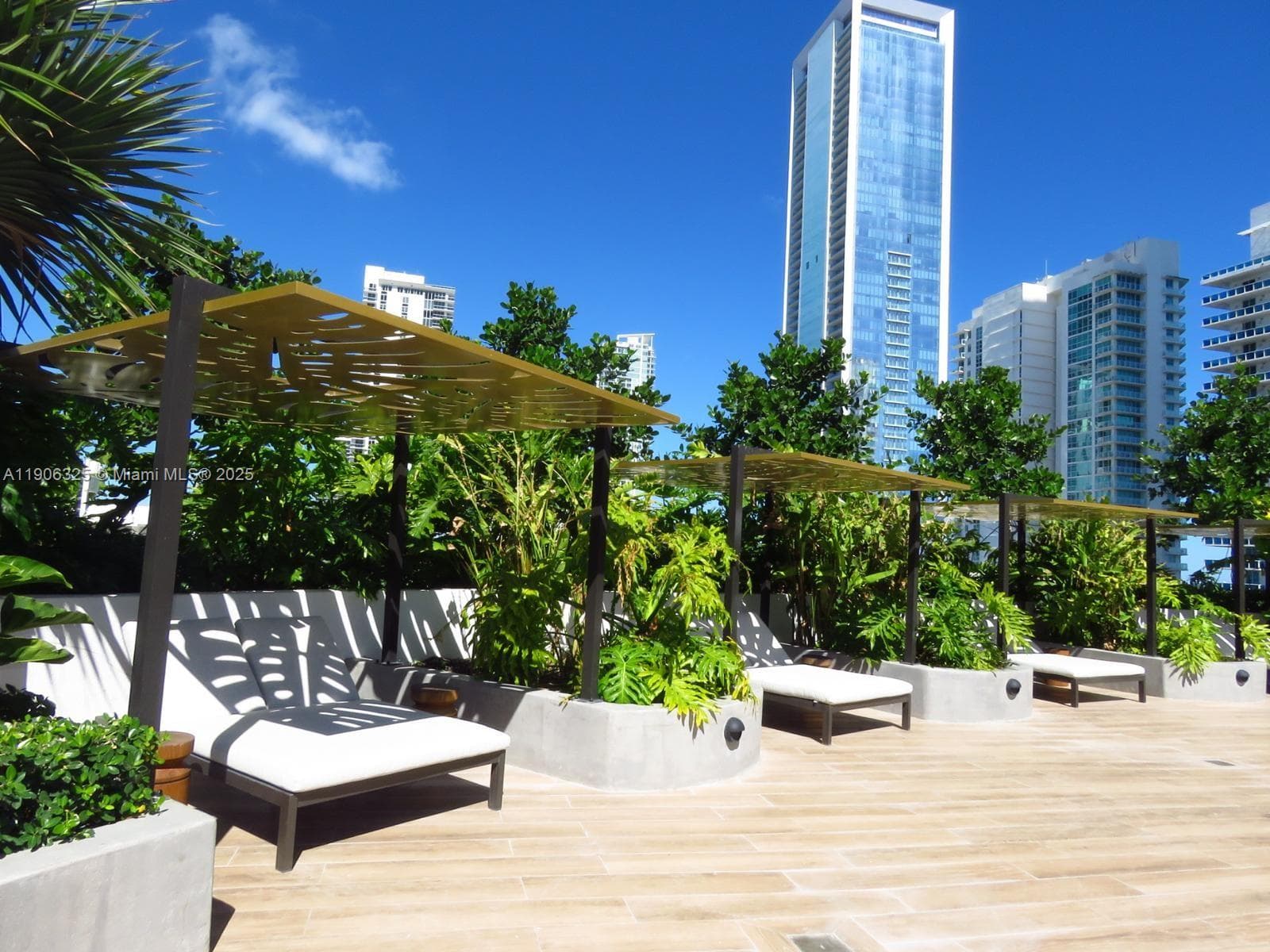 700 NE 24 # 203, Miami FL 33137 — 1