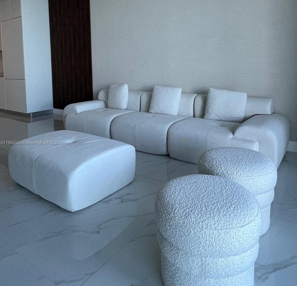 700 NE 24 # 203, Miami FL 33137 — 10