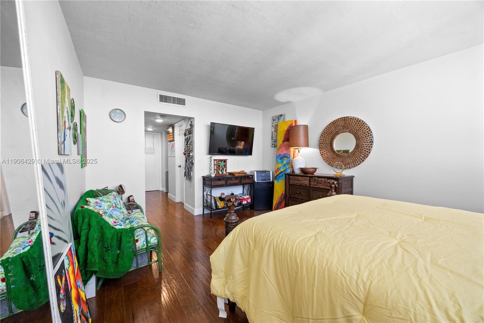 1470 NE 125th Ter, North Miami FL 33161 — 24