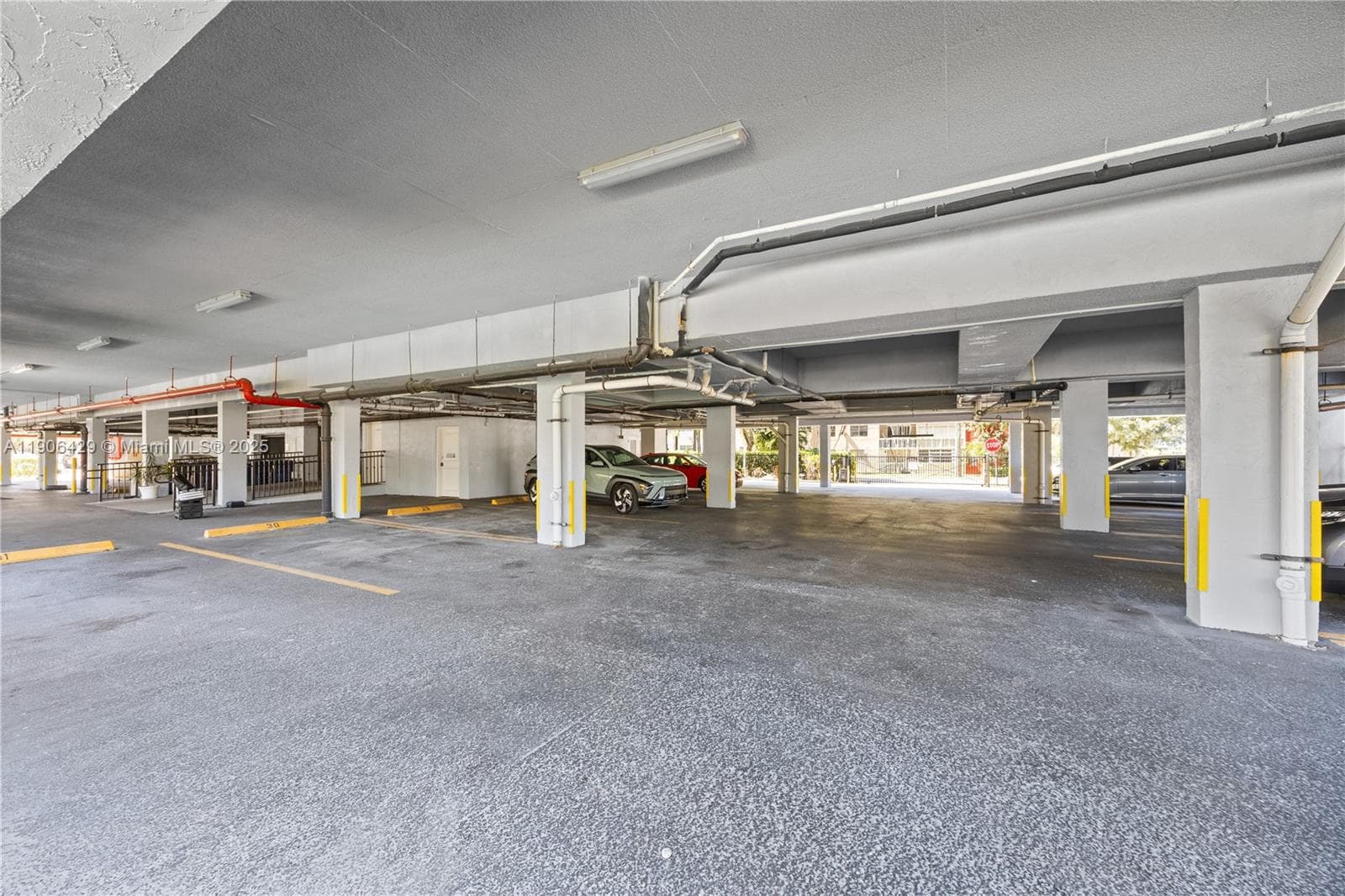 1470 NE 125th Ter, North Miami FL 33161 — 35