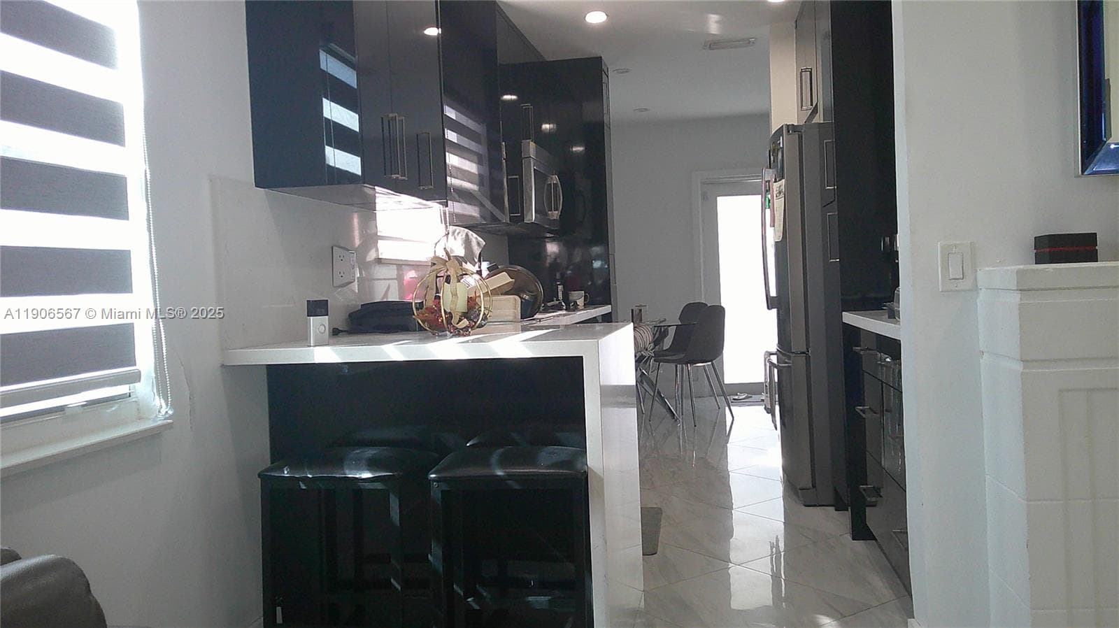 5066 E 9th Ct, Hialeah FL 33013 — 20