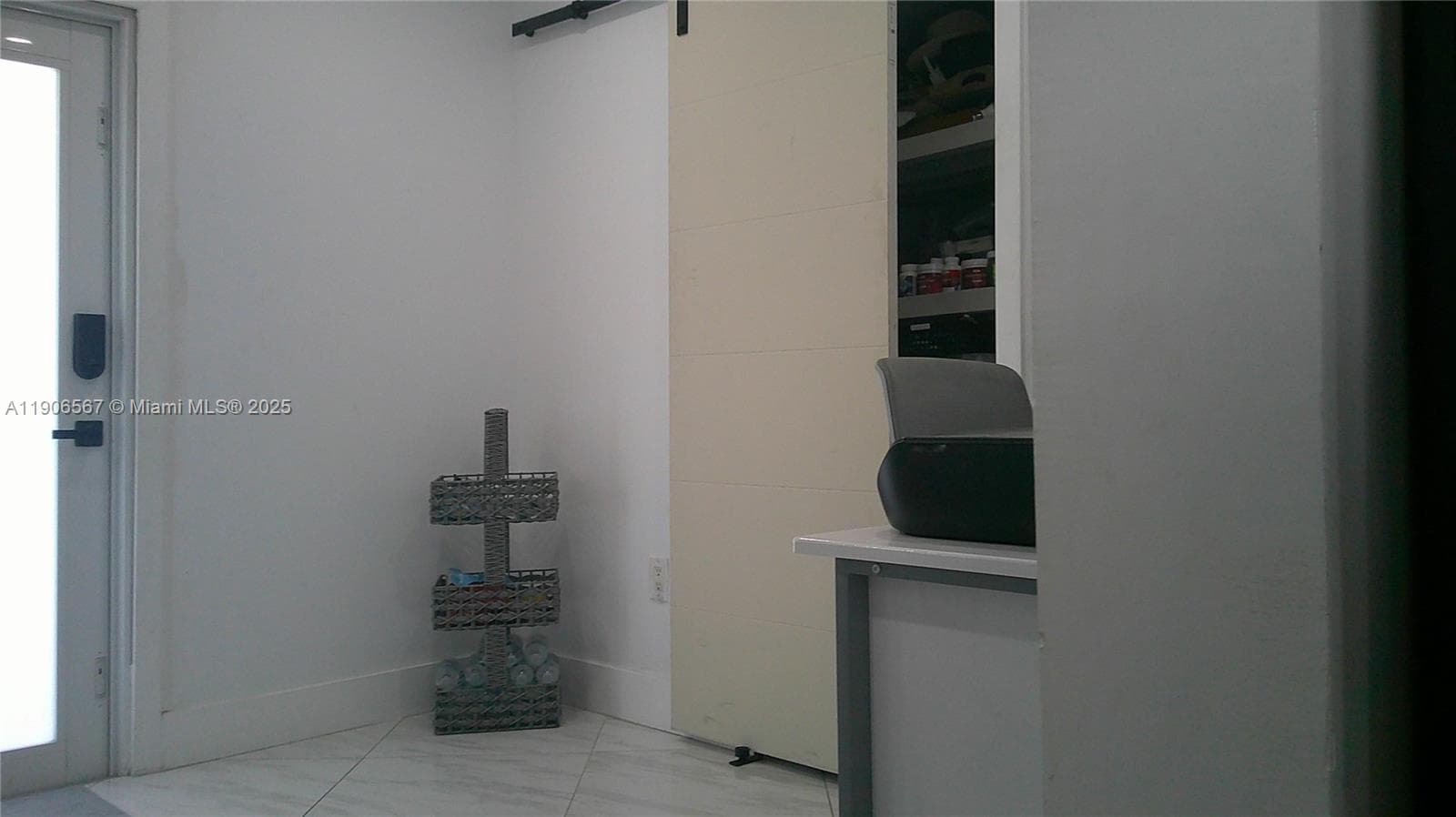 5066 E 9th Ct, Hialeah FL 33013 — 37