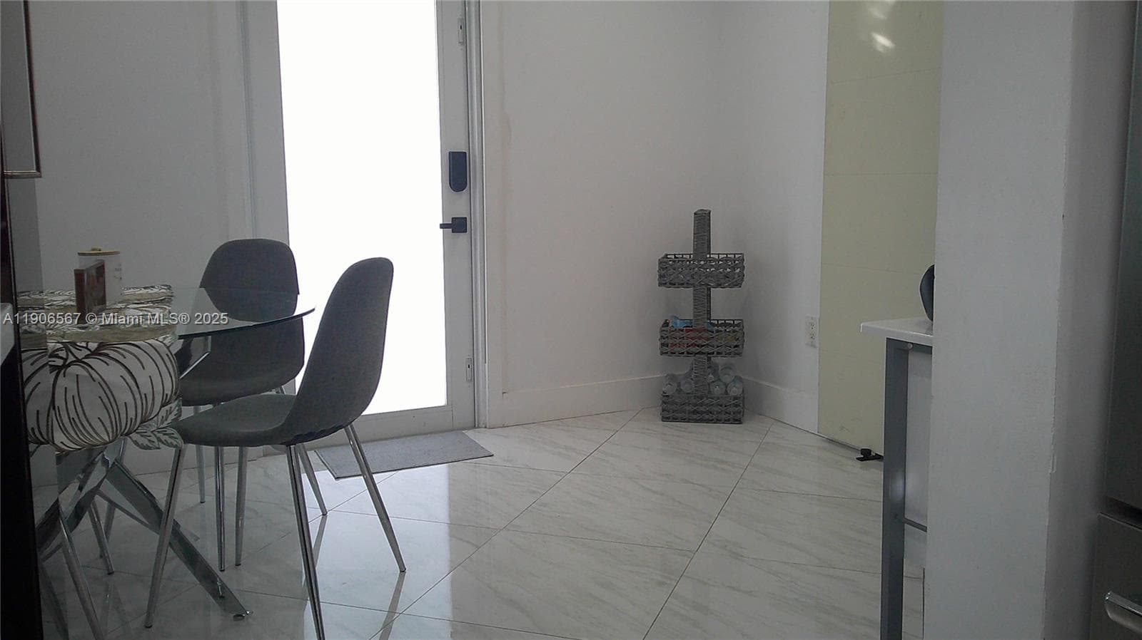 5066 E 9th Ct, Hialeah FL 33013 — 39