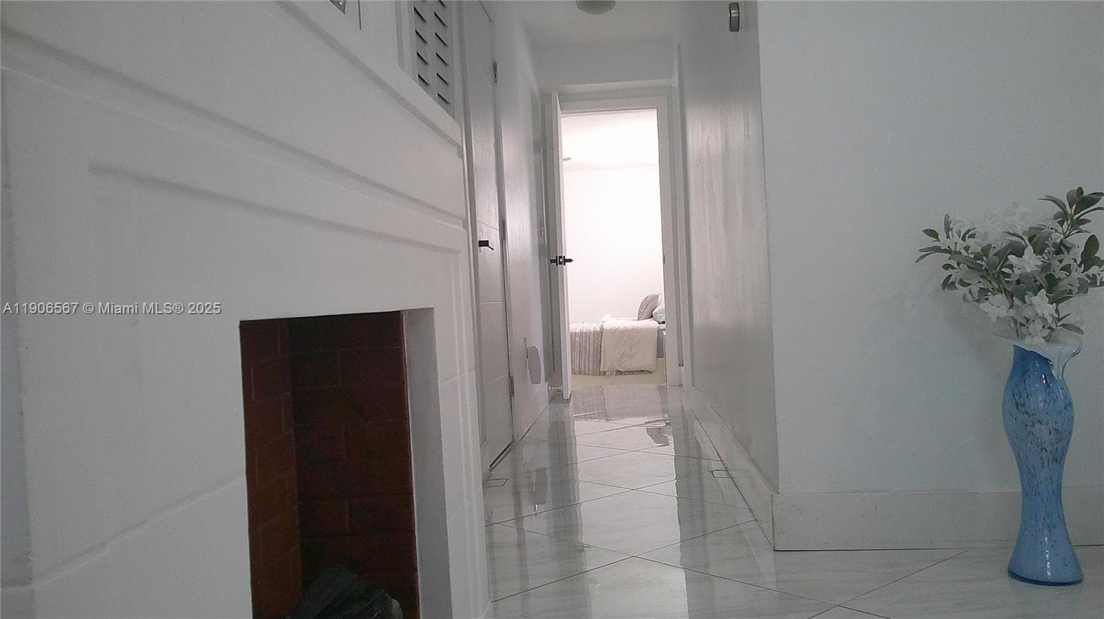 5066 E 9th Ct, Hialeah FL 33013 — 21