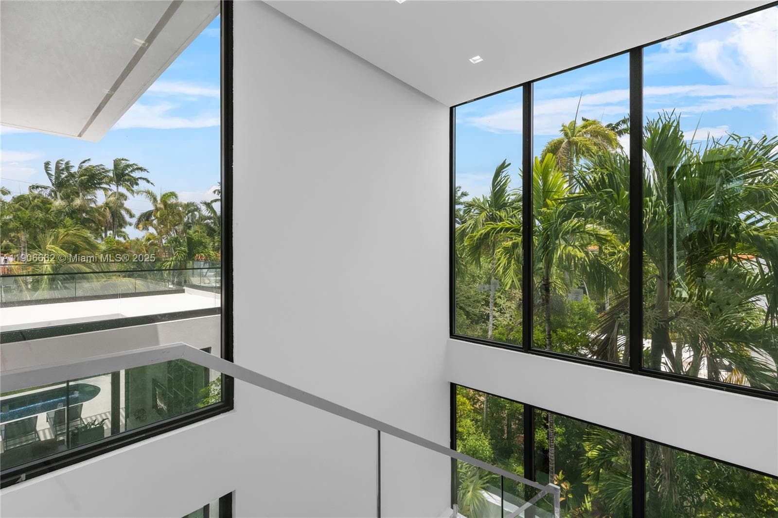 4504 Sheridan Ave, Miami Beach FL 33140 — 26