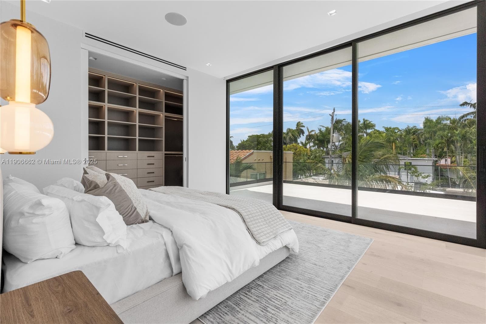 4504 Sheridan Ave, Miami Beach FL 33140 — 19