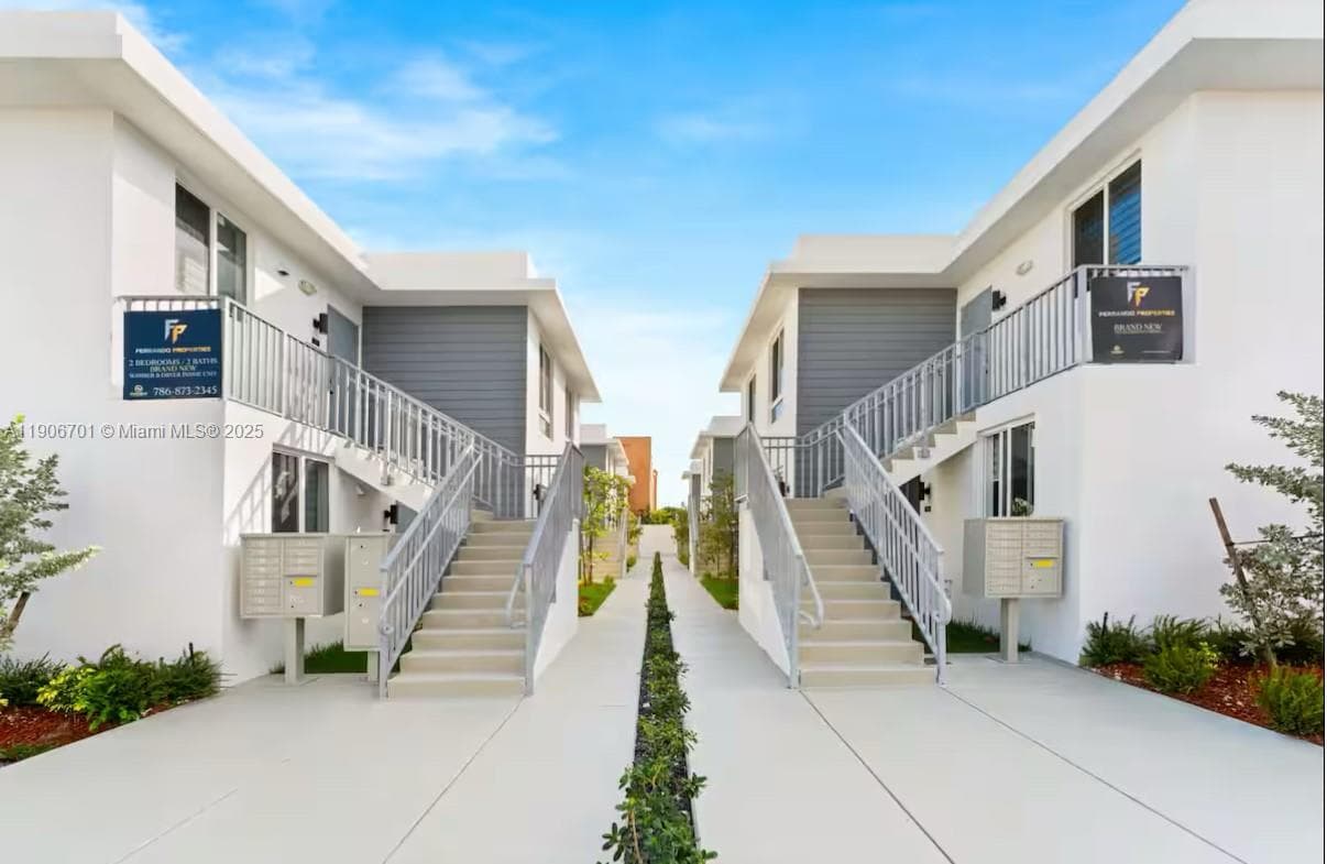 Lawrence Estate Land Co, Miami, FL — 22