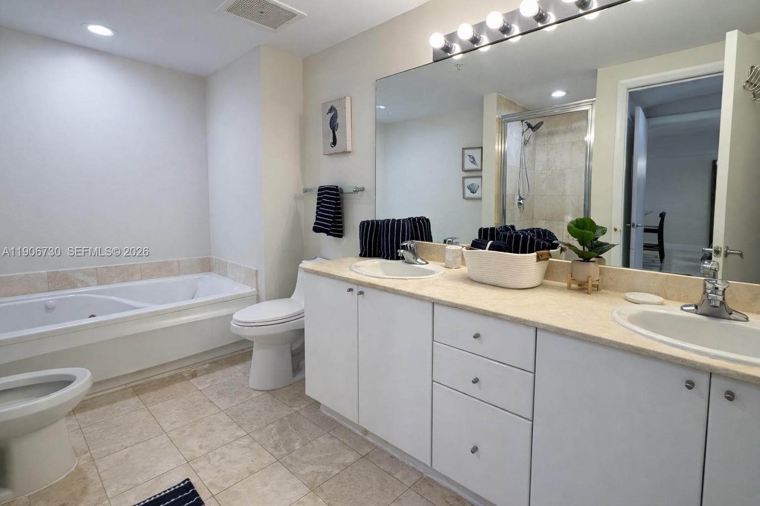 17375 Collins Ave # 1505, Sunny Isles Beach FL 33160 — 16
