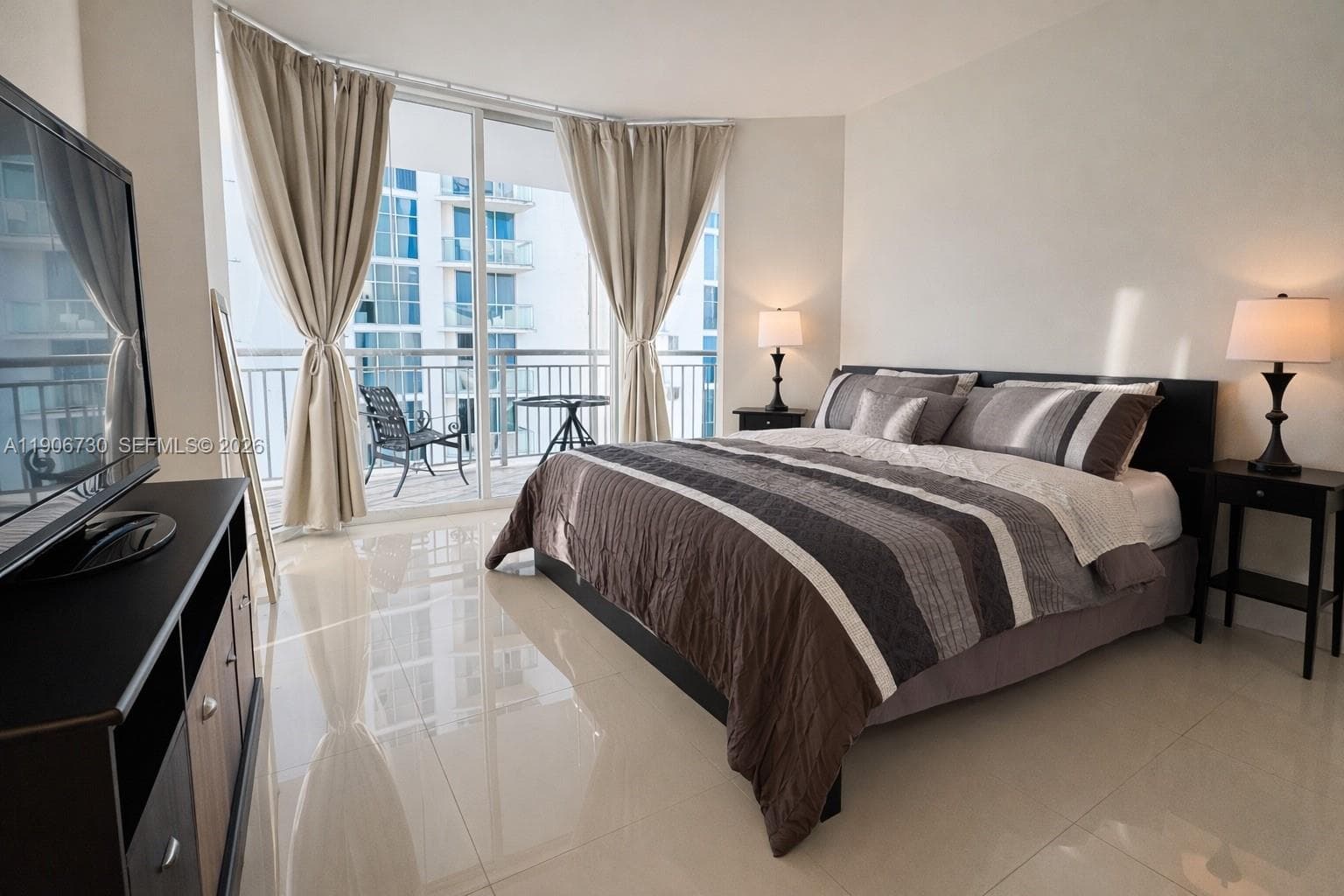 17375 Collins Ave # 1505, Sunny Isles Beach FL 33160 — 14