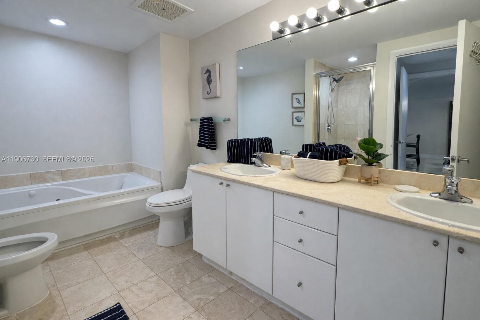 17375 Collins Ave # 1505, Sunny Isles Beach FL 33160 — 19