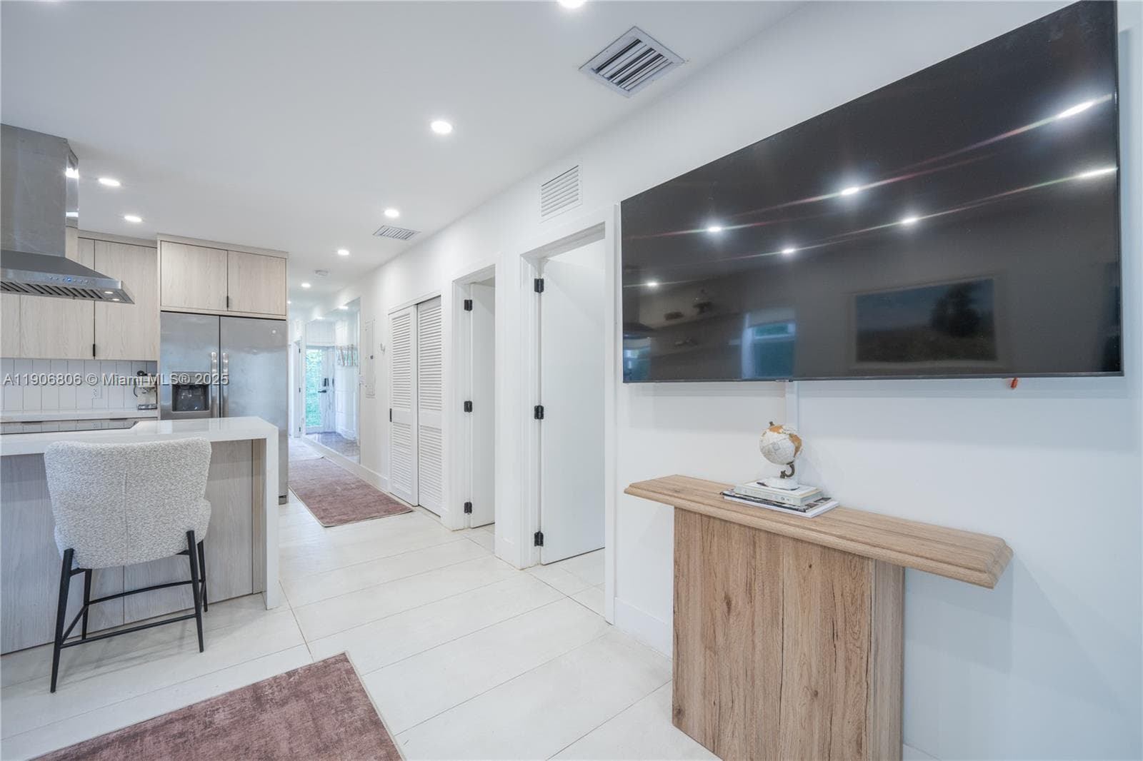 545 NW 47th St, Miami FL 33127 — 5