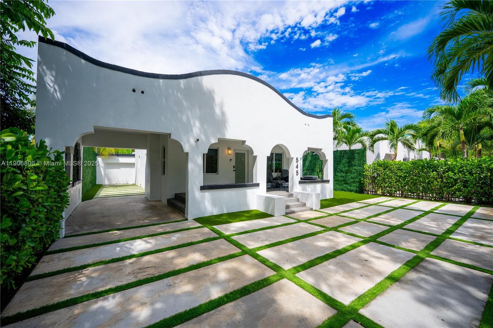 545 NW 47th St, Miami FL 33127 — 45