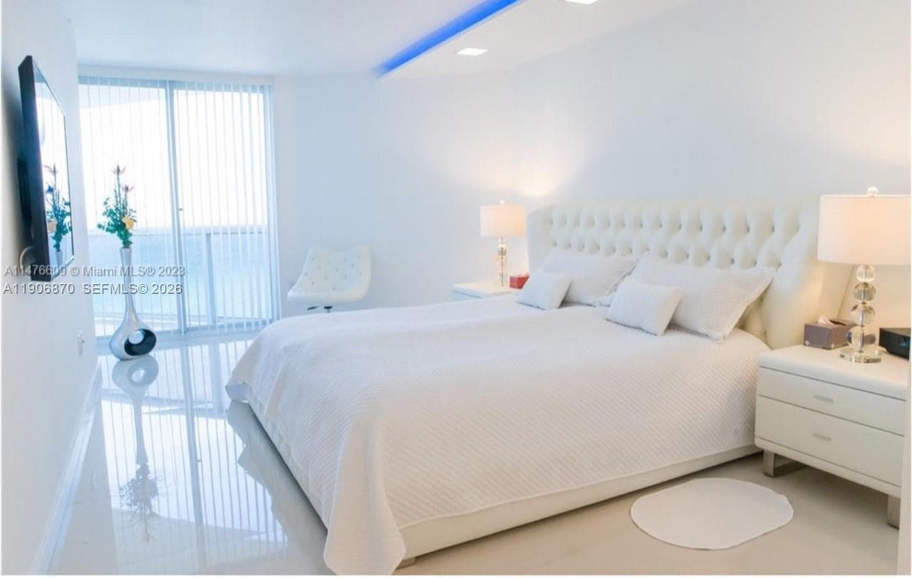 6301 Collins Ave # 1402, Miami Beach FL 33141 — 6