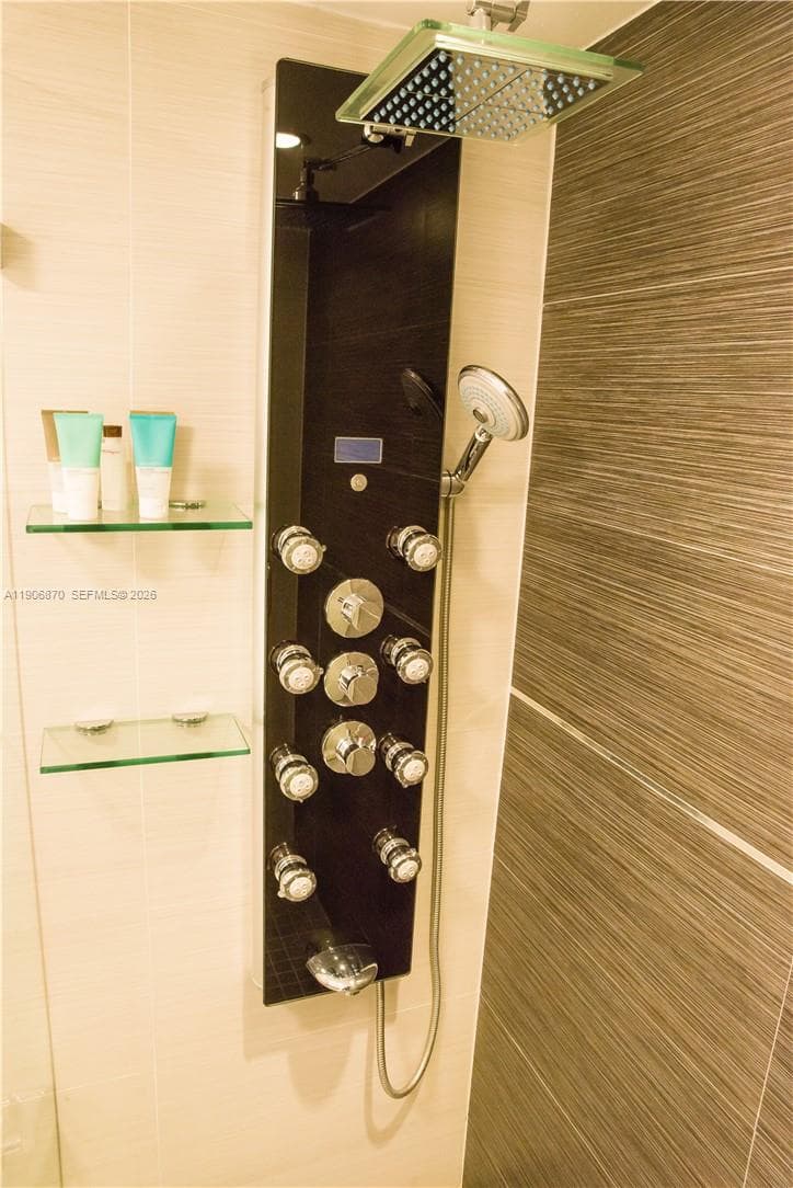 6301 Collins Ave # 1402, Miami Beach FL 33141 — 28