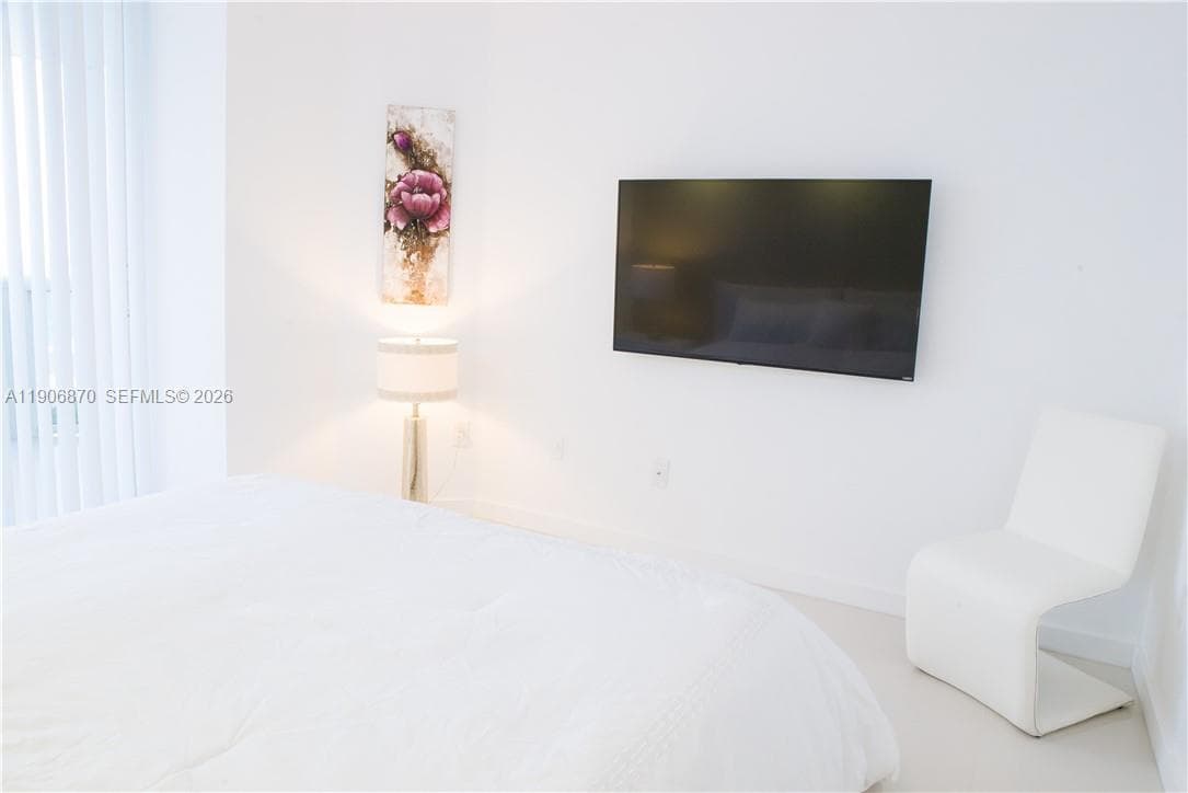 6301 Collins Ave # 1402, Miami Beach FL 33141 — 24