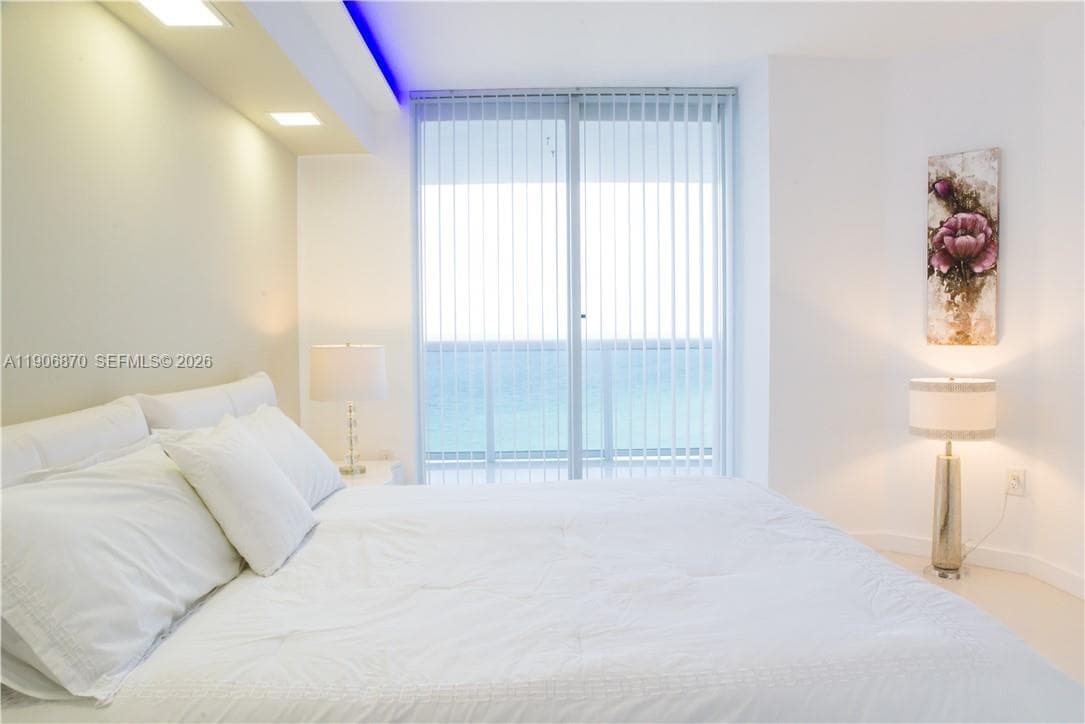 6301 Collins Ave # 1402, Miami Beach FL 33141 — 21