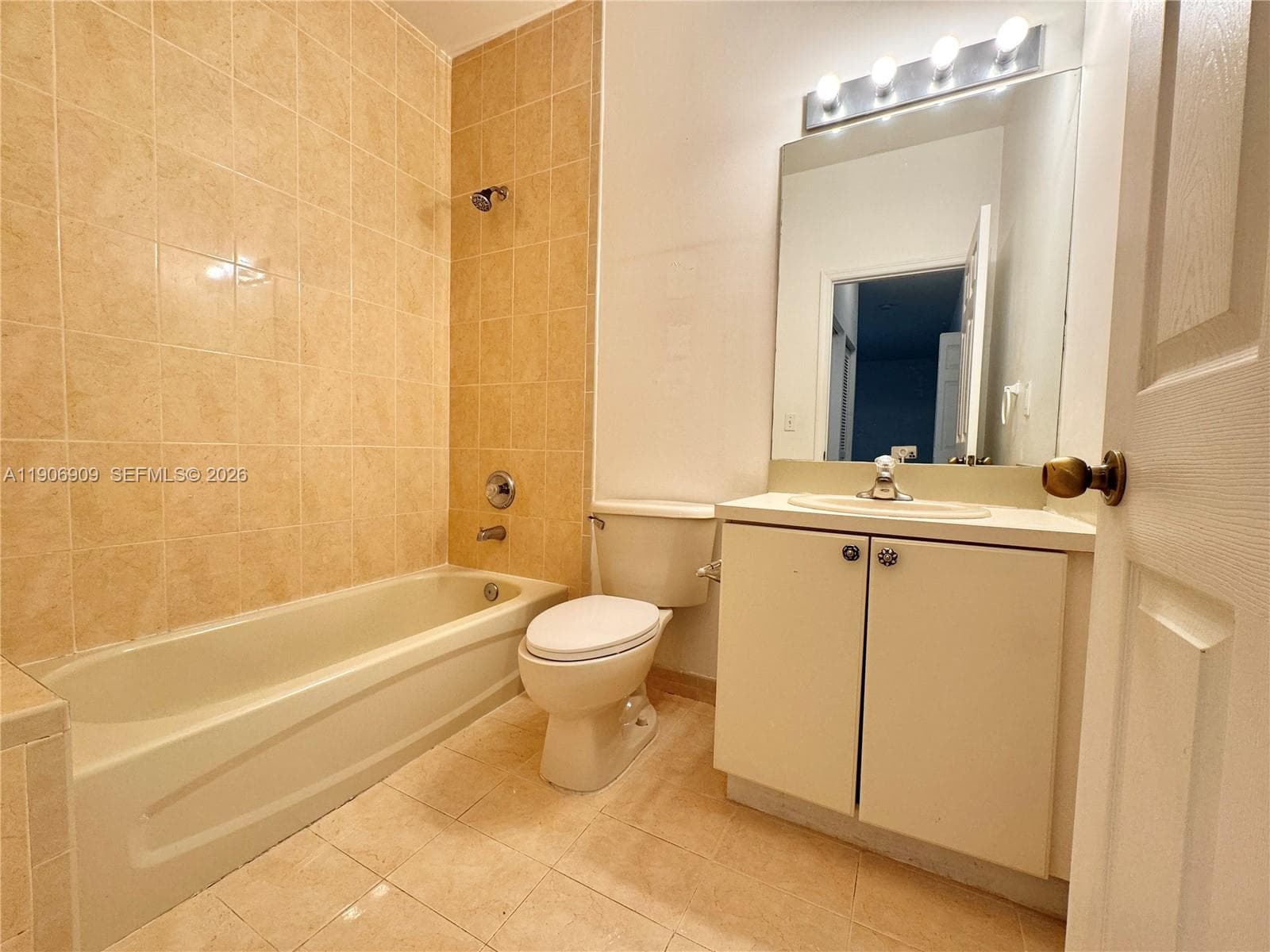 2590 NE 3rd Dr # 203, Homestead FL 33033 — 27