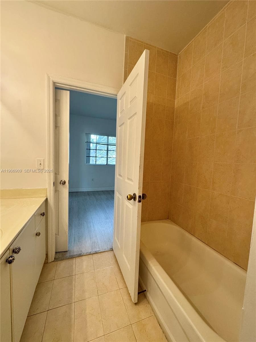 2590 NE 3rd Dr # 203, Homestead FL 33033 — 18