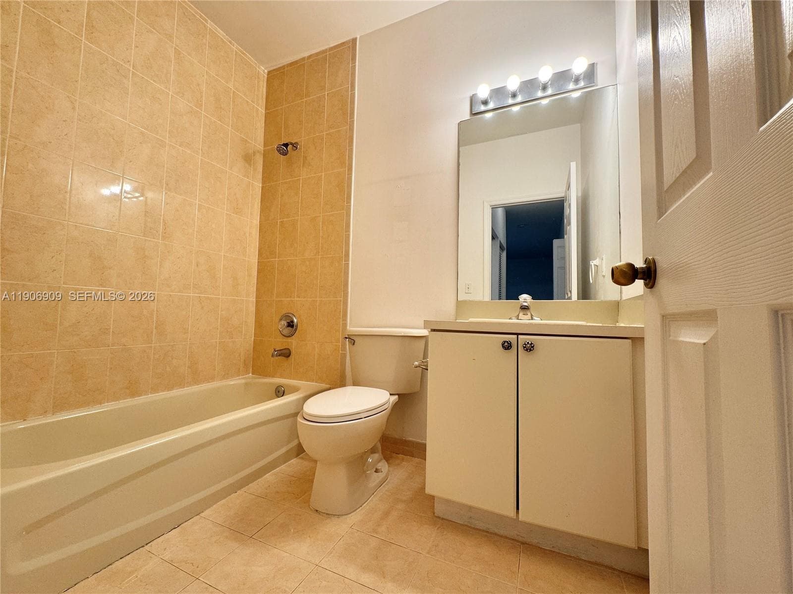 2590 NE 3rd Dr # 203, Homestead FL 33033 — 29
