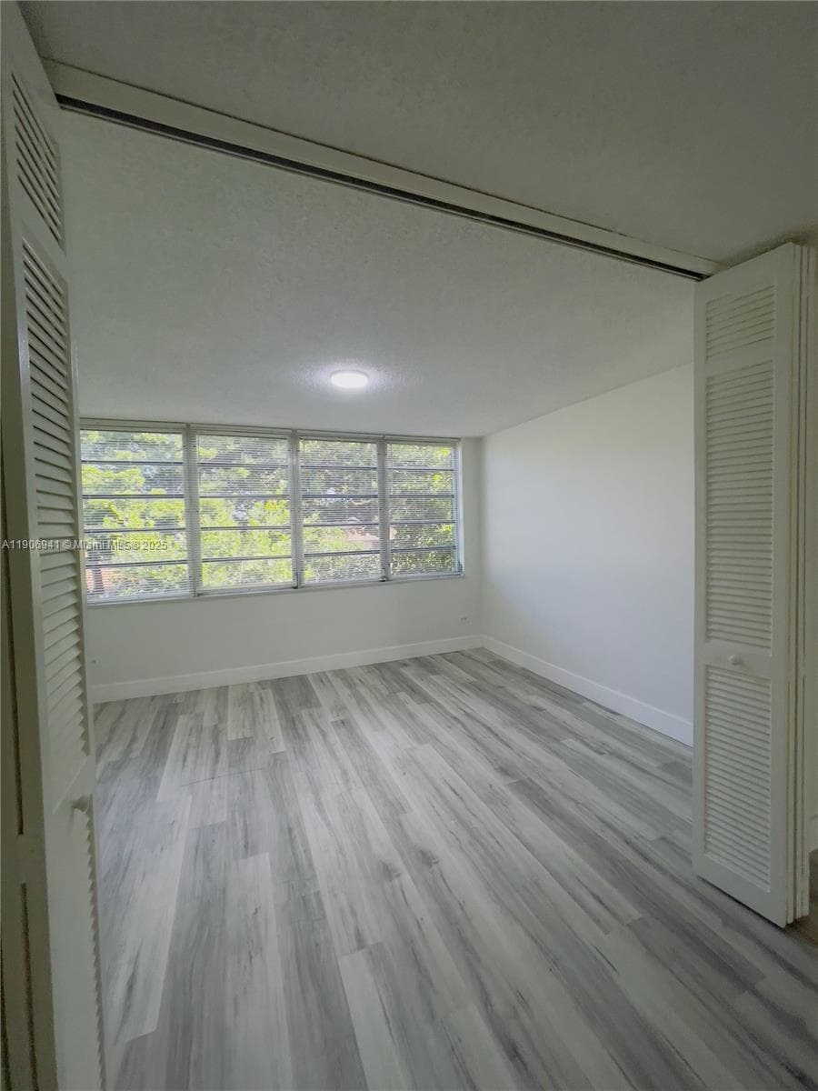 443 NE 195th St # 338, Miami FL 33179 — 16