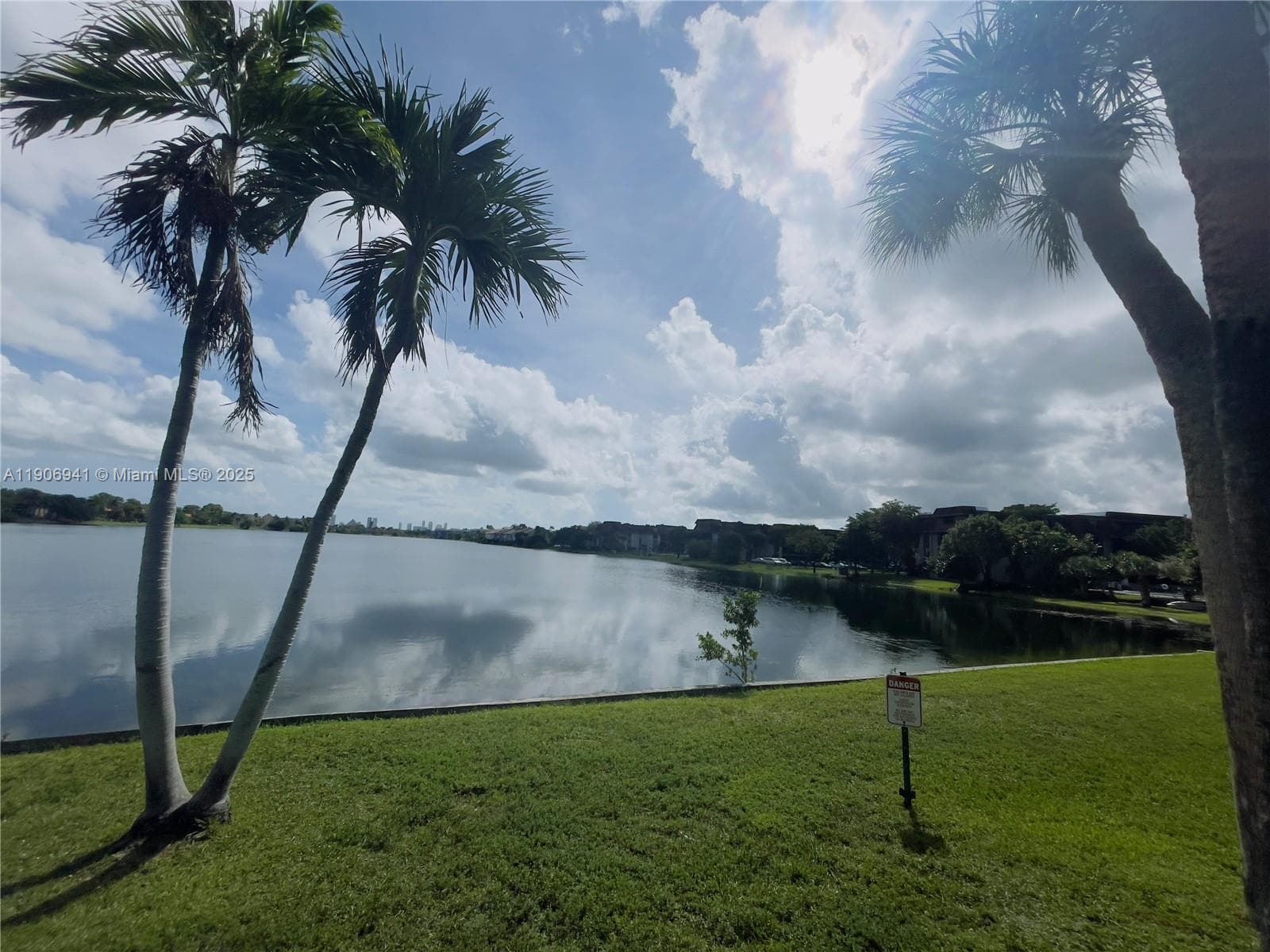 443 NE 195th St # 338, Miami FL 33179 — 22