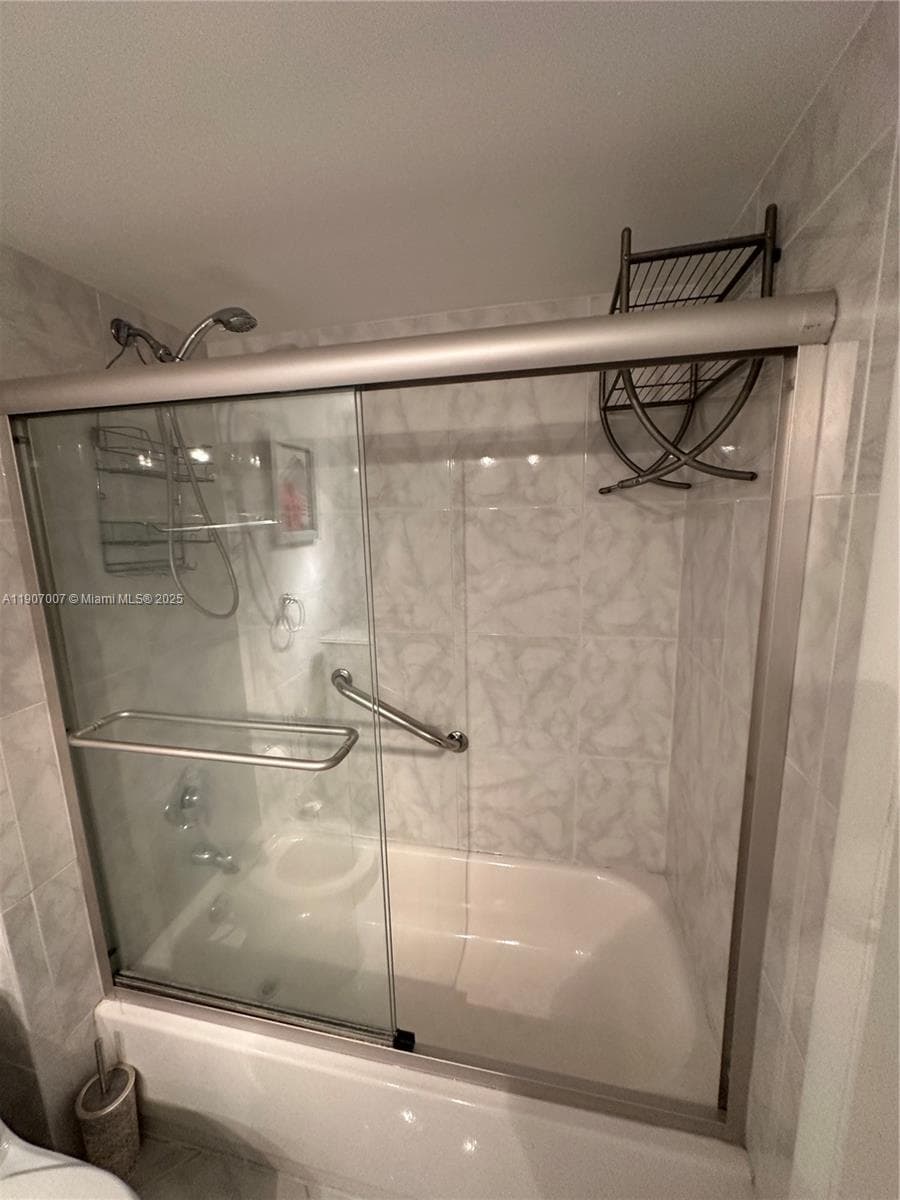 2301 COLLINS AV # 737, Miami Beach FL 33139 — 5