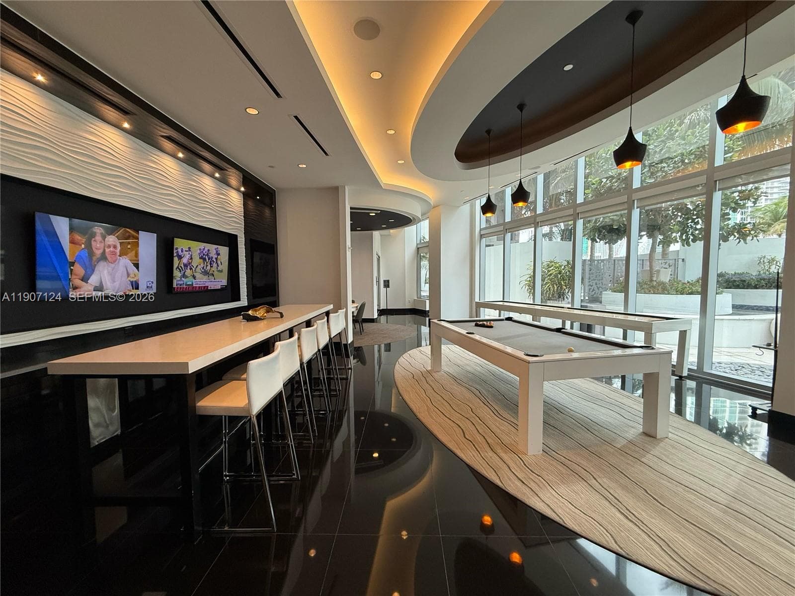 851 NE 1st Ave # 4811, Miami FL 33132 — 27