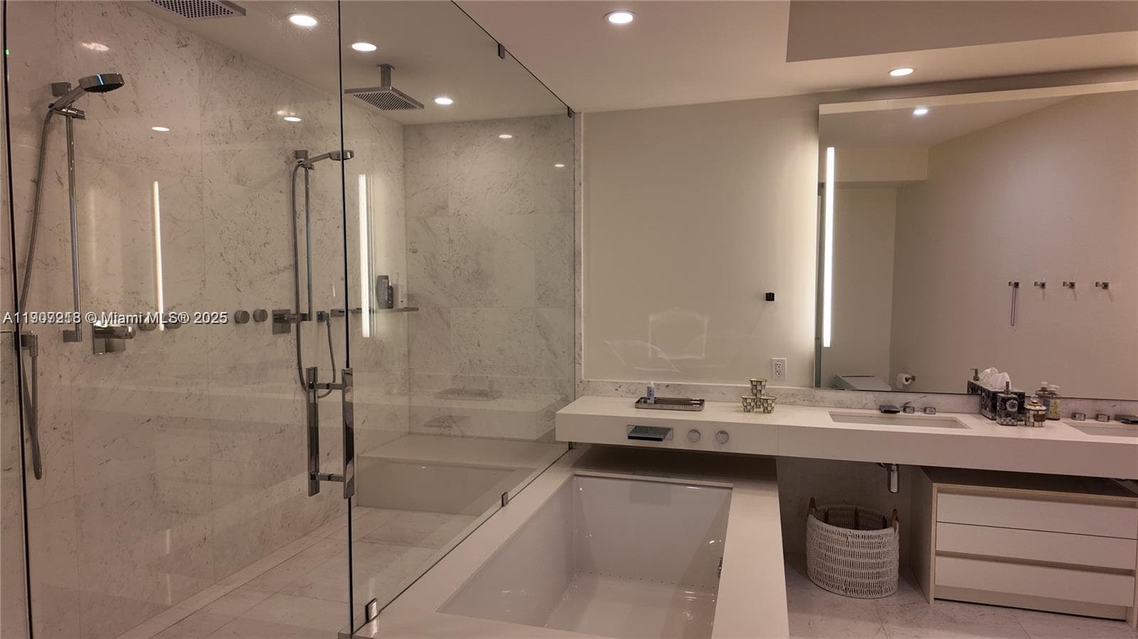 18555 Collins Ave # 905, Sunny Isles Beach FL 33160 — 27