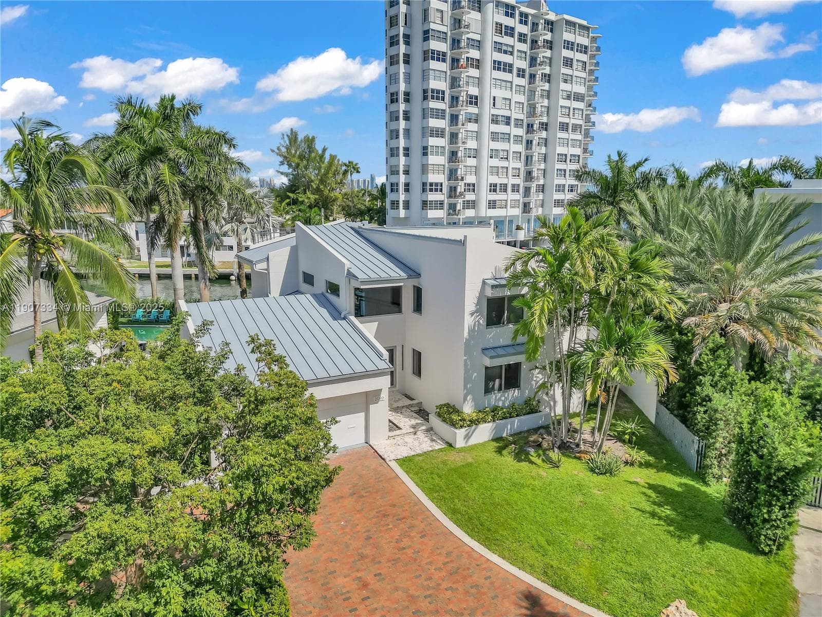 2089 NE 121st Rd, North Miami FL 33181 — 3