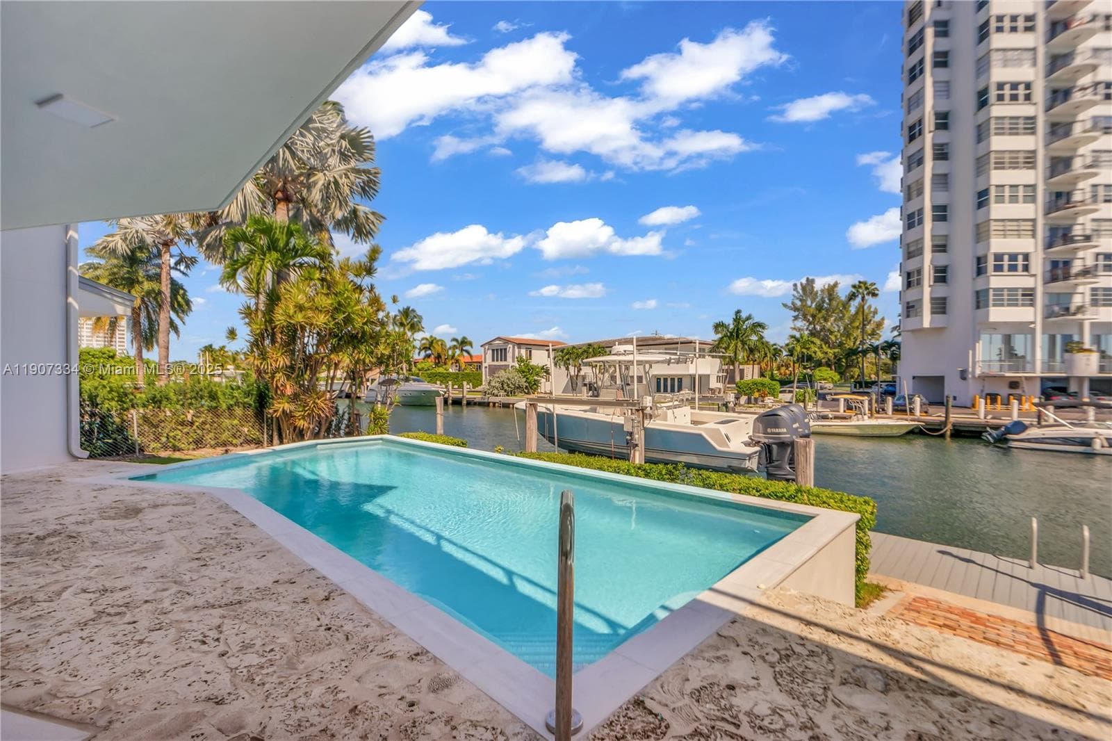 2089 NE 121st Rd, North Miami FL 33181 — 29