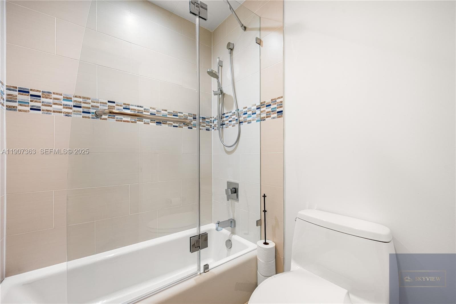 2236 Fisher Island Dr # 3306, Miami Beach FL 33109 — 34