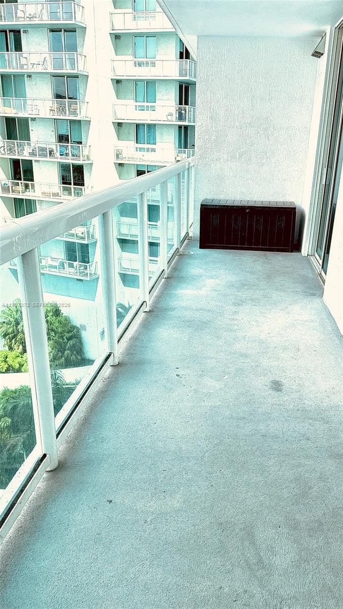 1800 N Bayshore Dr # 1906, Miami FL 33132 — 9