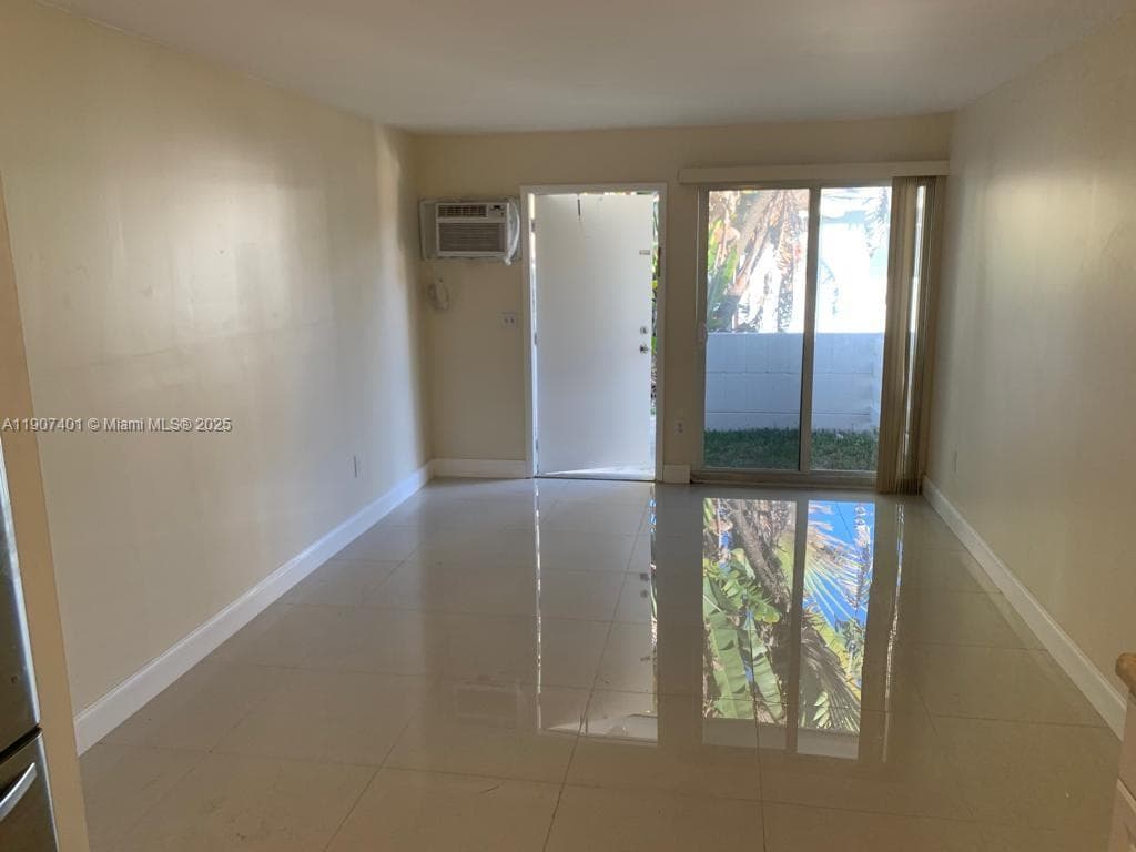 1511 NE 117th St # 2, Miami FL 33161 — 2