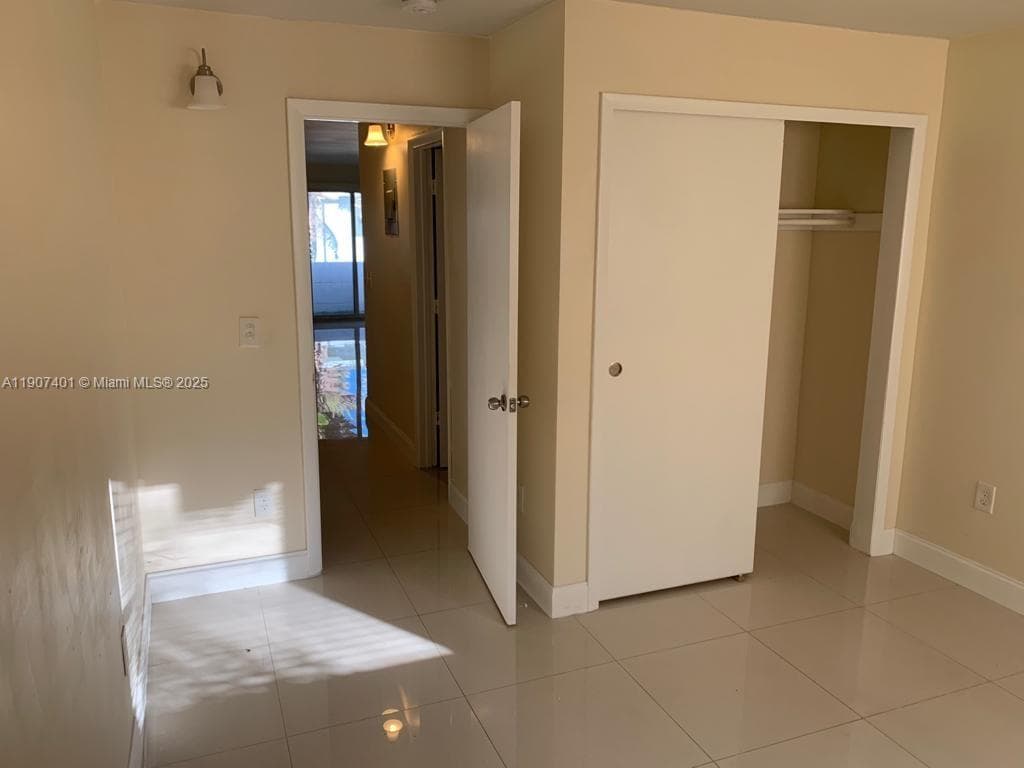 1511 NE 117th St # 2, Miami FL 33161 — 12