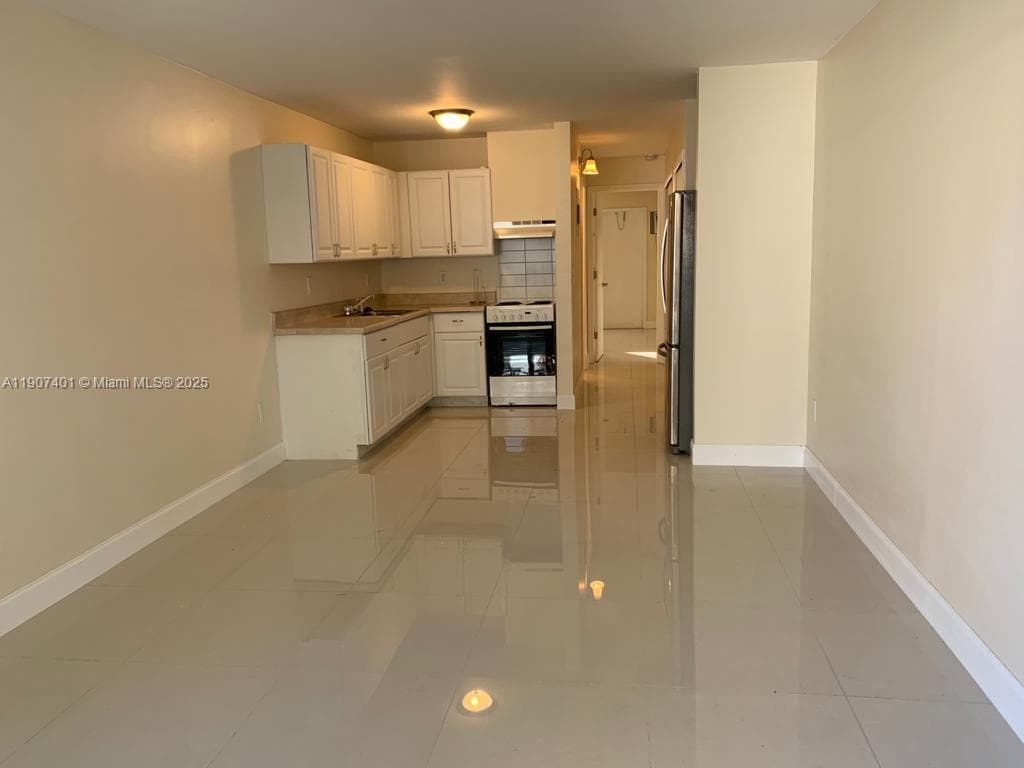 1511 NE 117th St # 2, Miami FL 33161 — 7