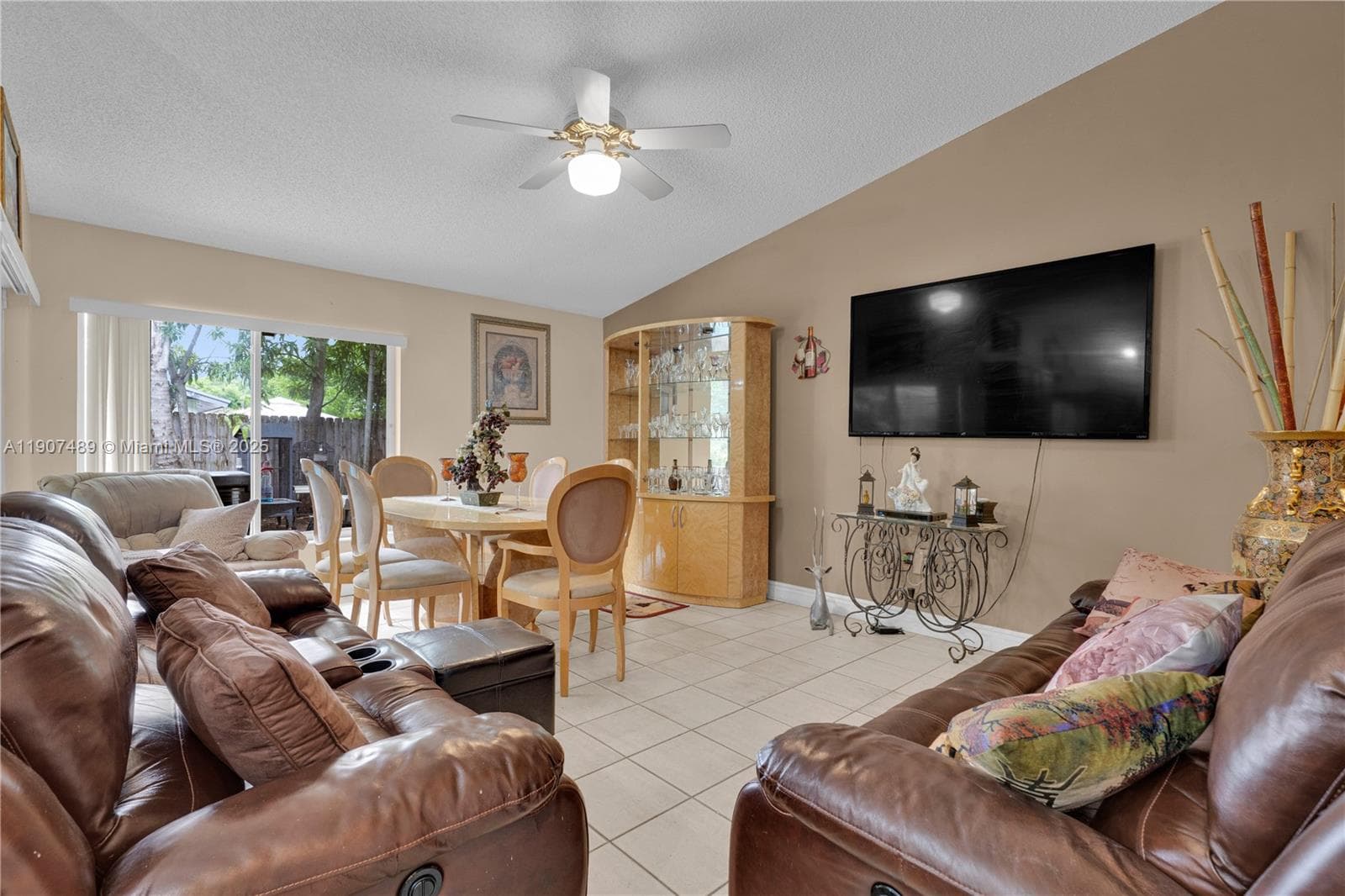 11041 SW 138th Ave, Miami FL 33186 — 14