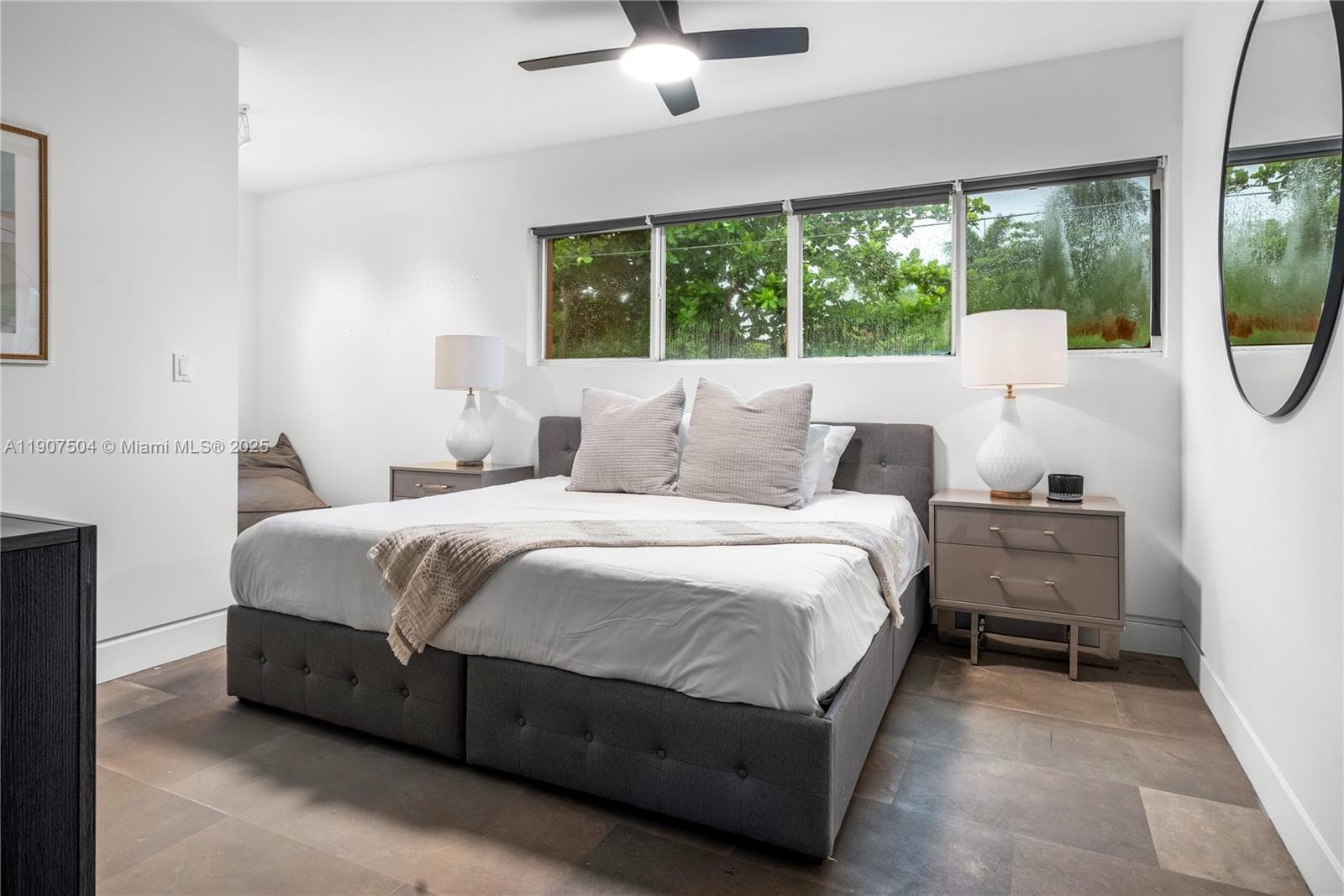 1606 S Bayshore Dr, Miami FL 33133 — 35