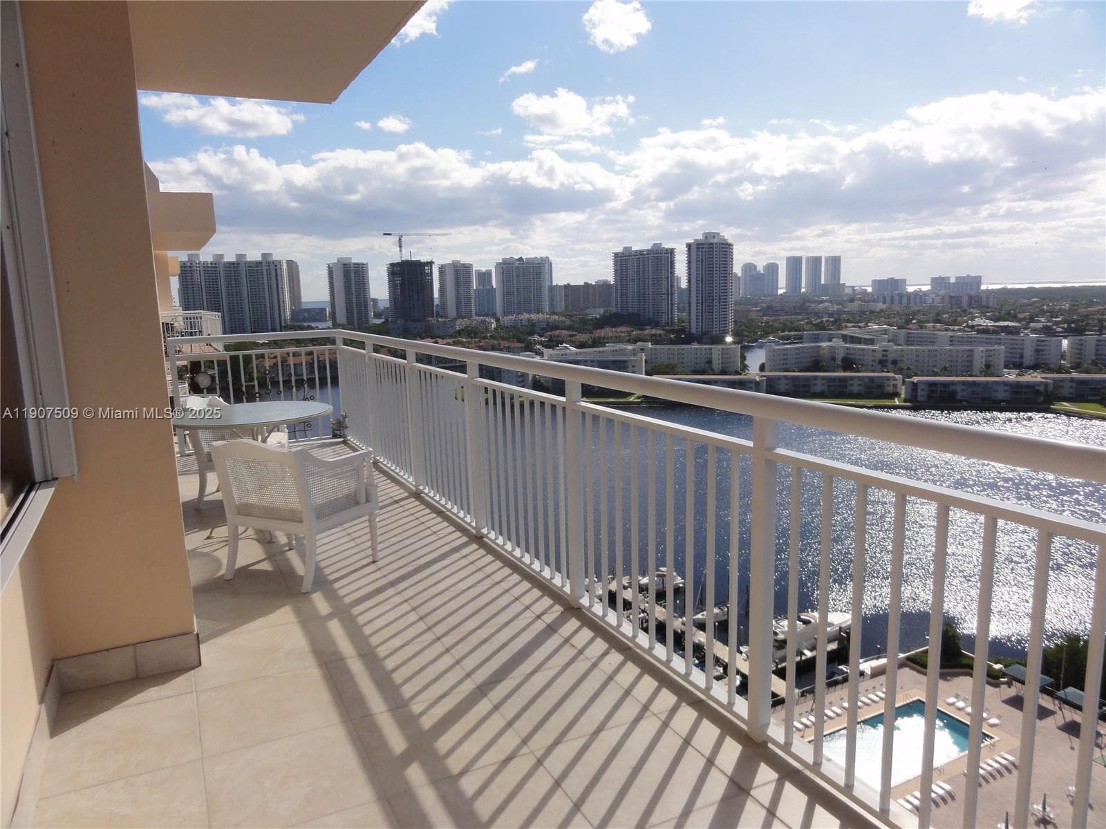 18061 Biscayne Blvd, Aventura FL 33160 — 7