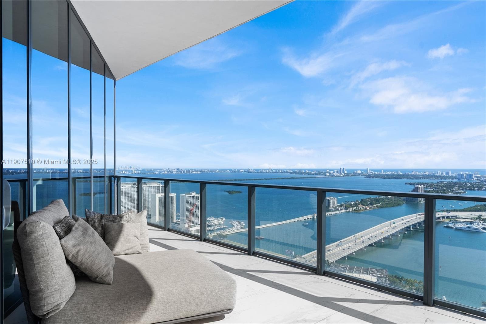 1000 Biscayne Blvd # 4901, Miami FL 33132 — 27