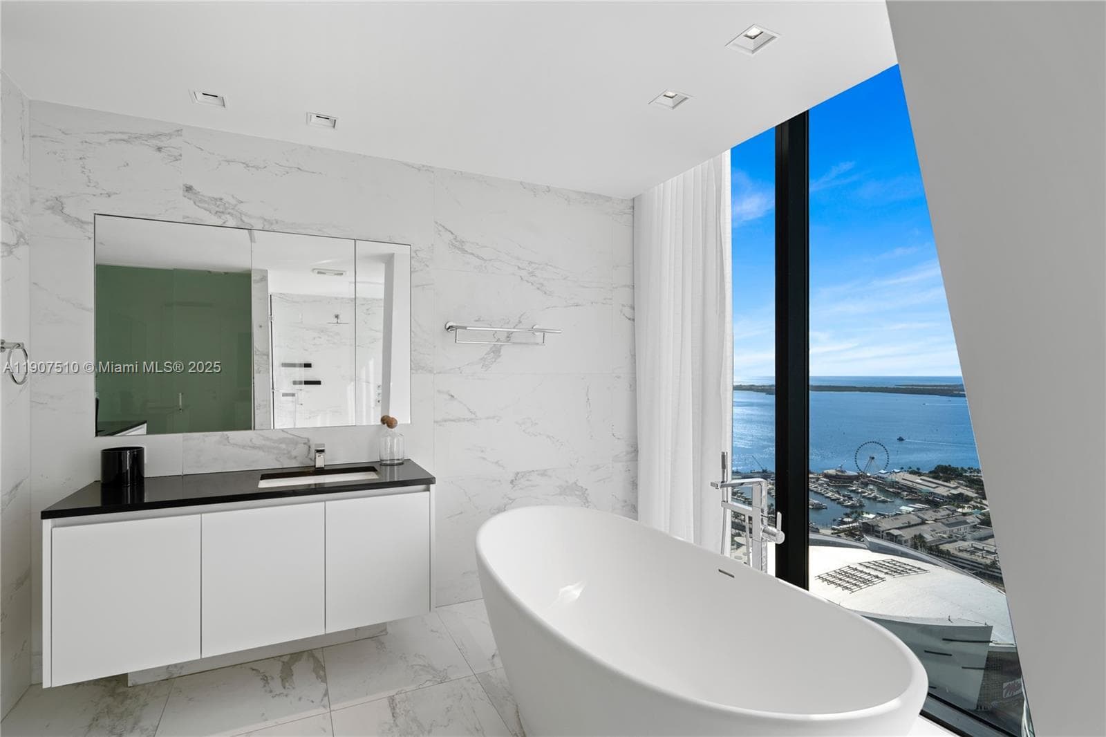 1000 Biscayne Blvd # 4901, Miami FL 33132 — 46