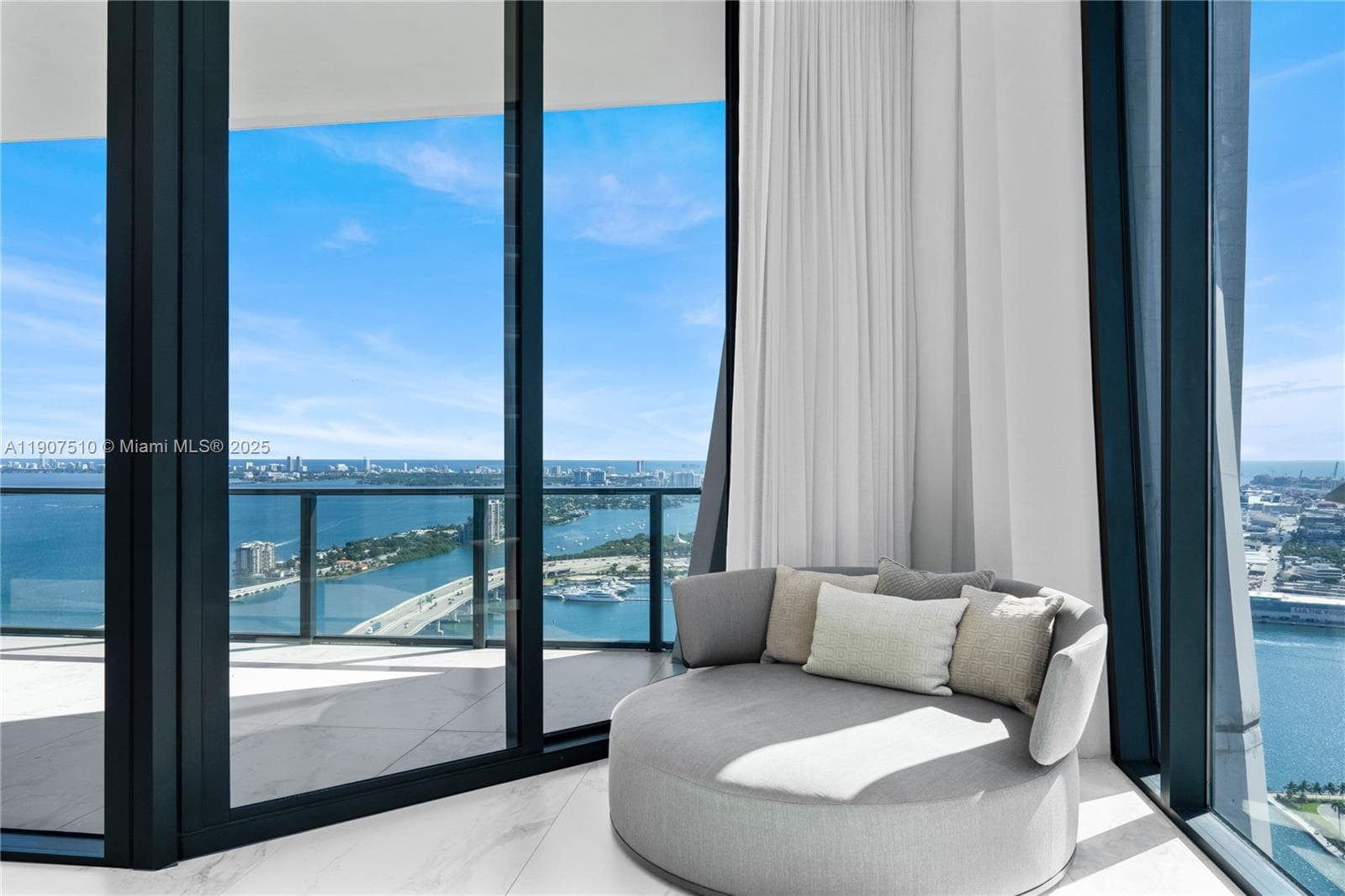 1000 Biscayne Blvd # 4901, Miami FL 33132 — 43