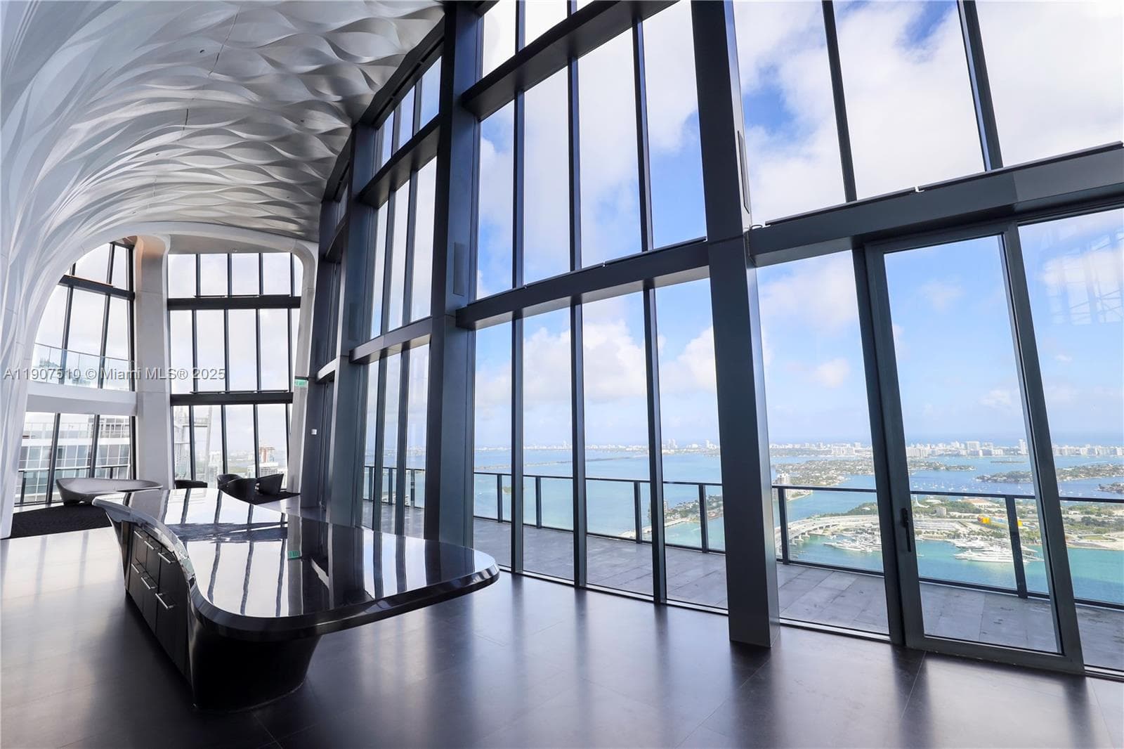 1000 Biscayne Blvd # 4901, Miami FL 33132 — 80