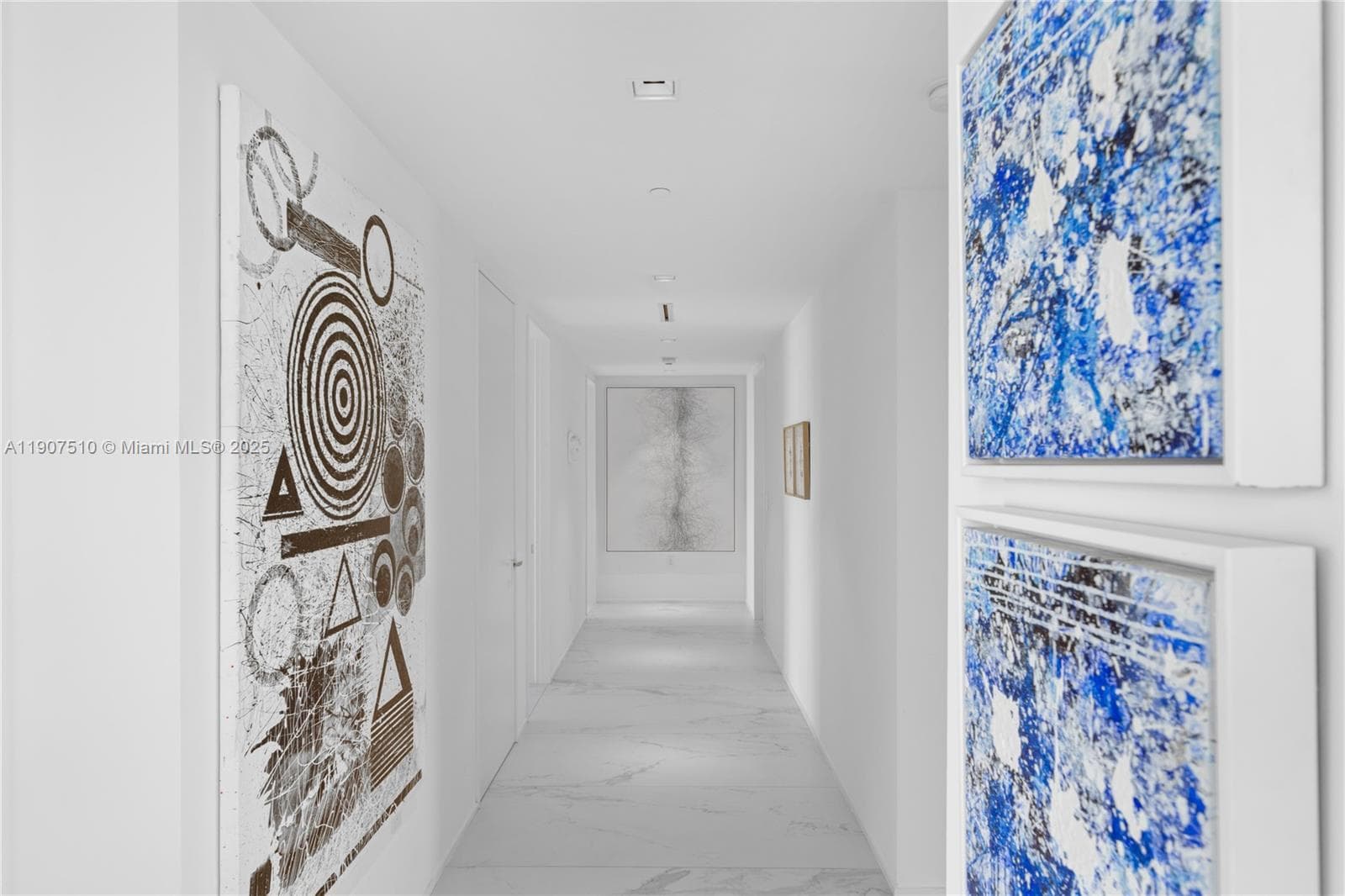 1000 Biscayne Blvd # 4901, Miami FL 33132 — 49