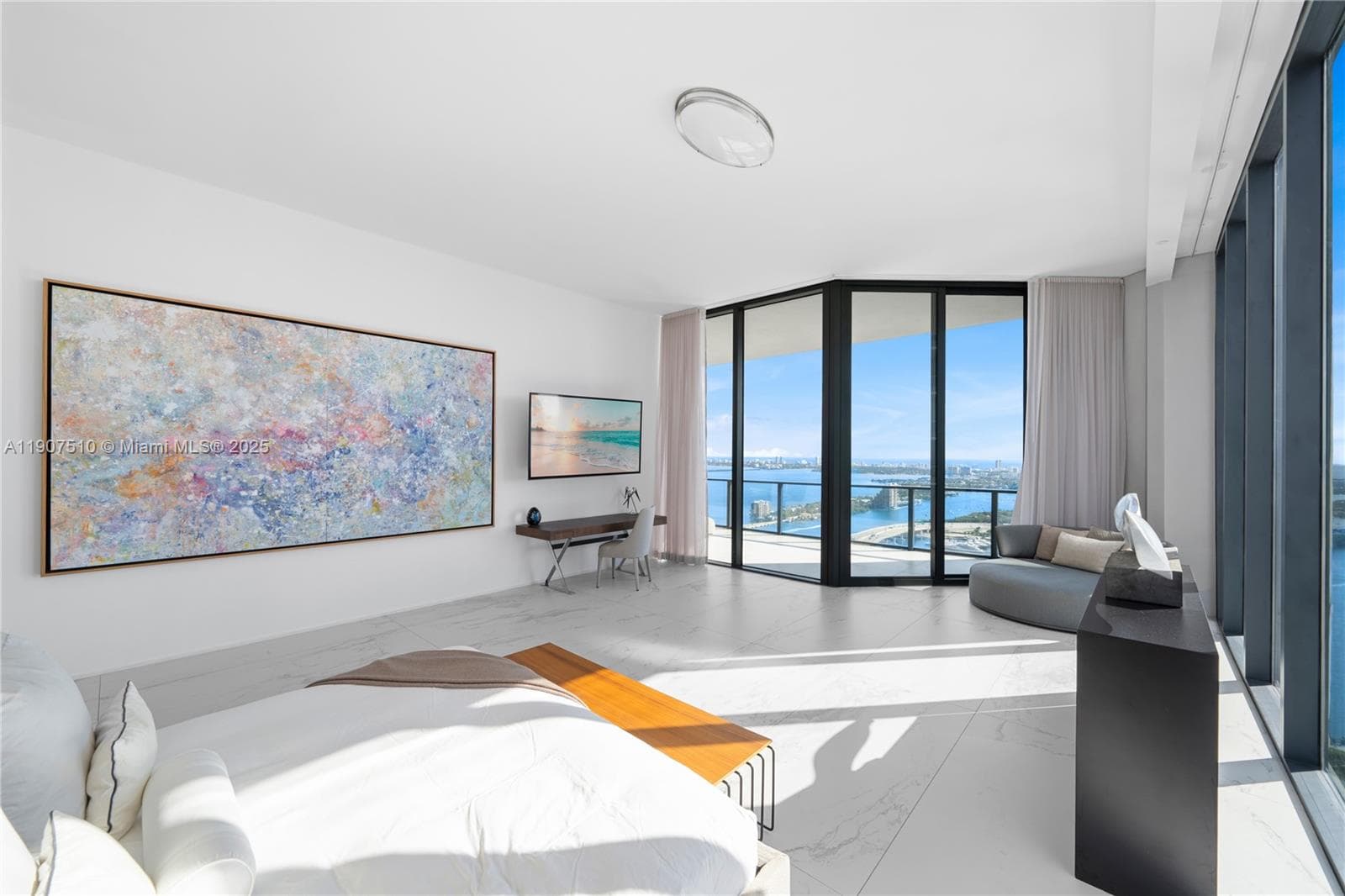 1000 Biscayne Blvd # 4901, Miami FL 33132 — 41
