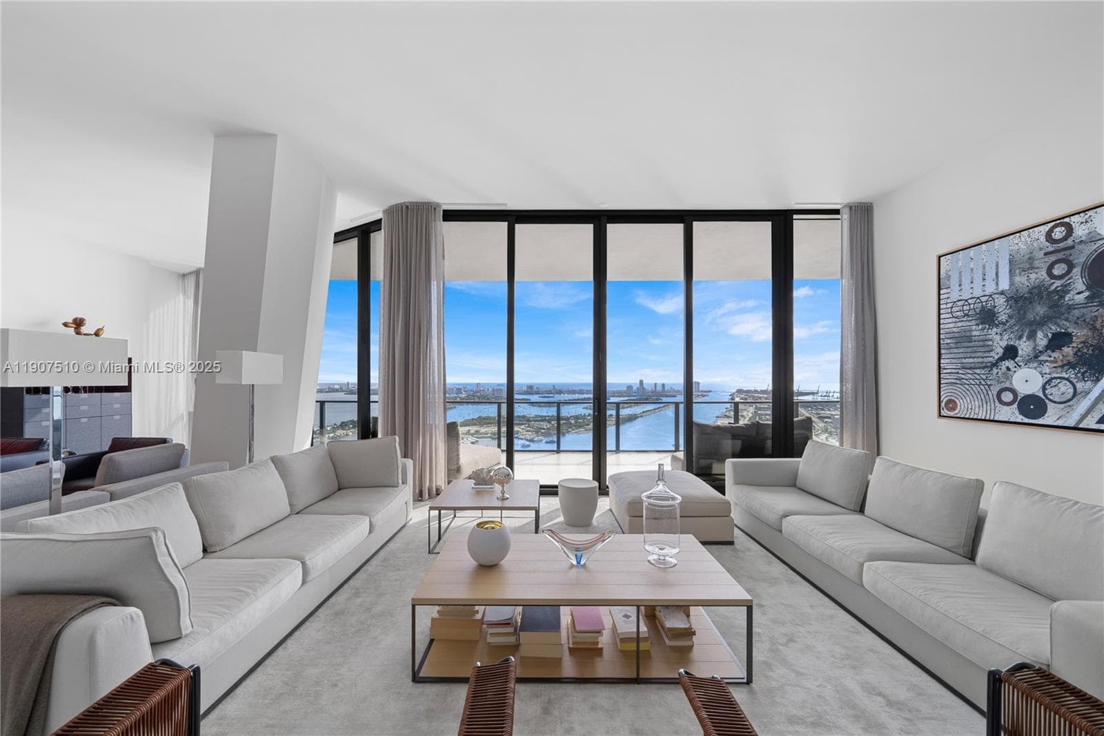 1000 Biscayne Blvd # 4901, Miami FL 33132 — 18