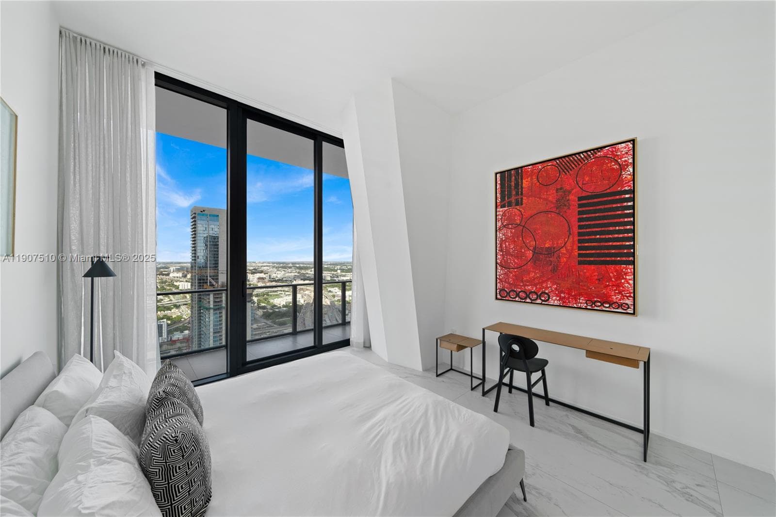 1000 Biscayne Blvd # 4901, Miami FL 33132 — 55