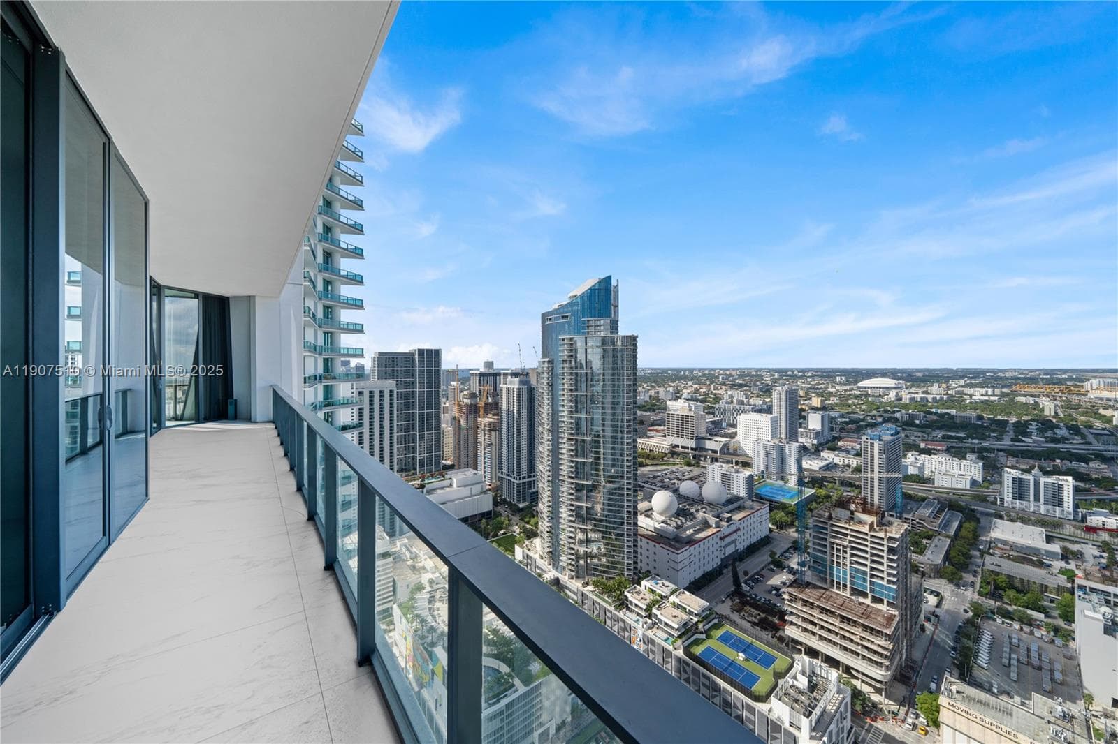 1000 Biscayne Blvd # 4901, Miami FL 33132 — 59