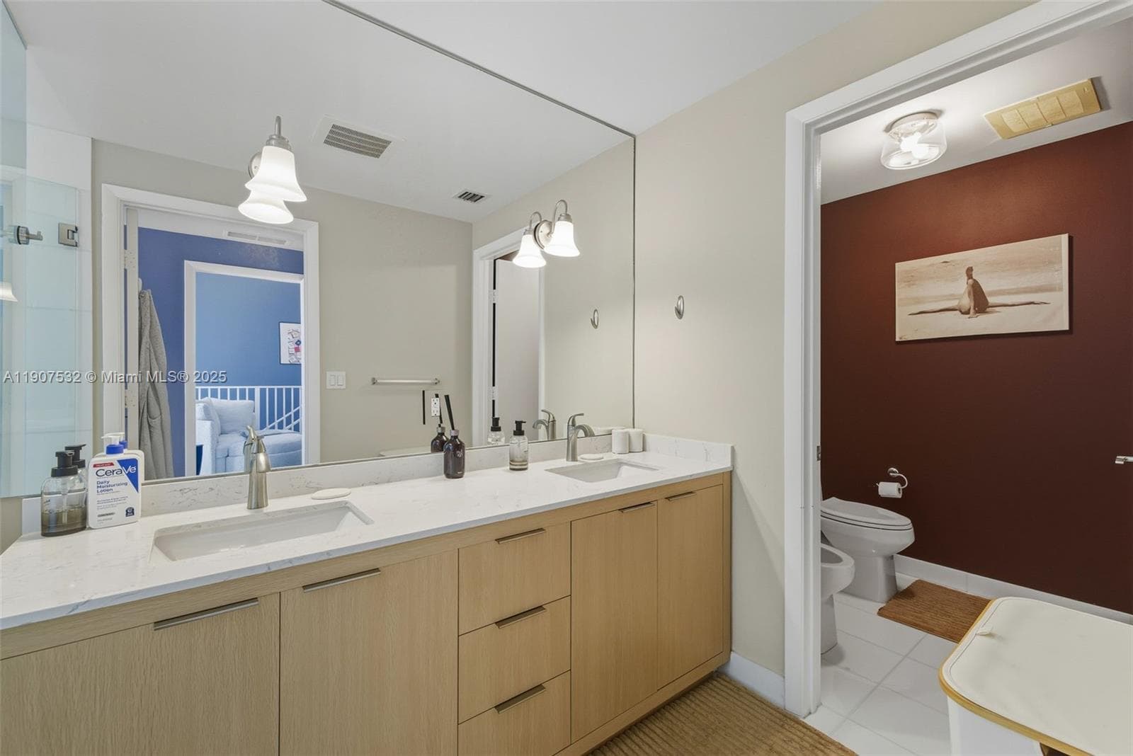 2020 N Bayshore, Miami FL 33137 — 25